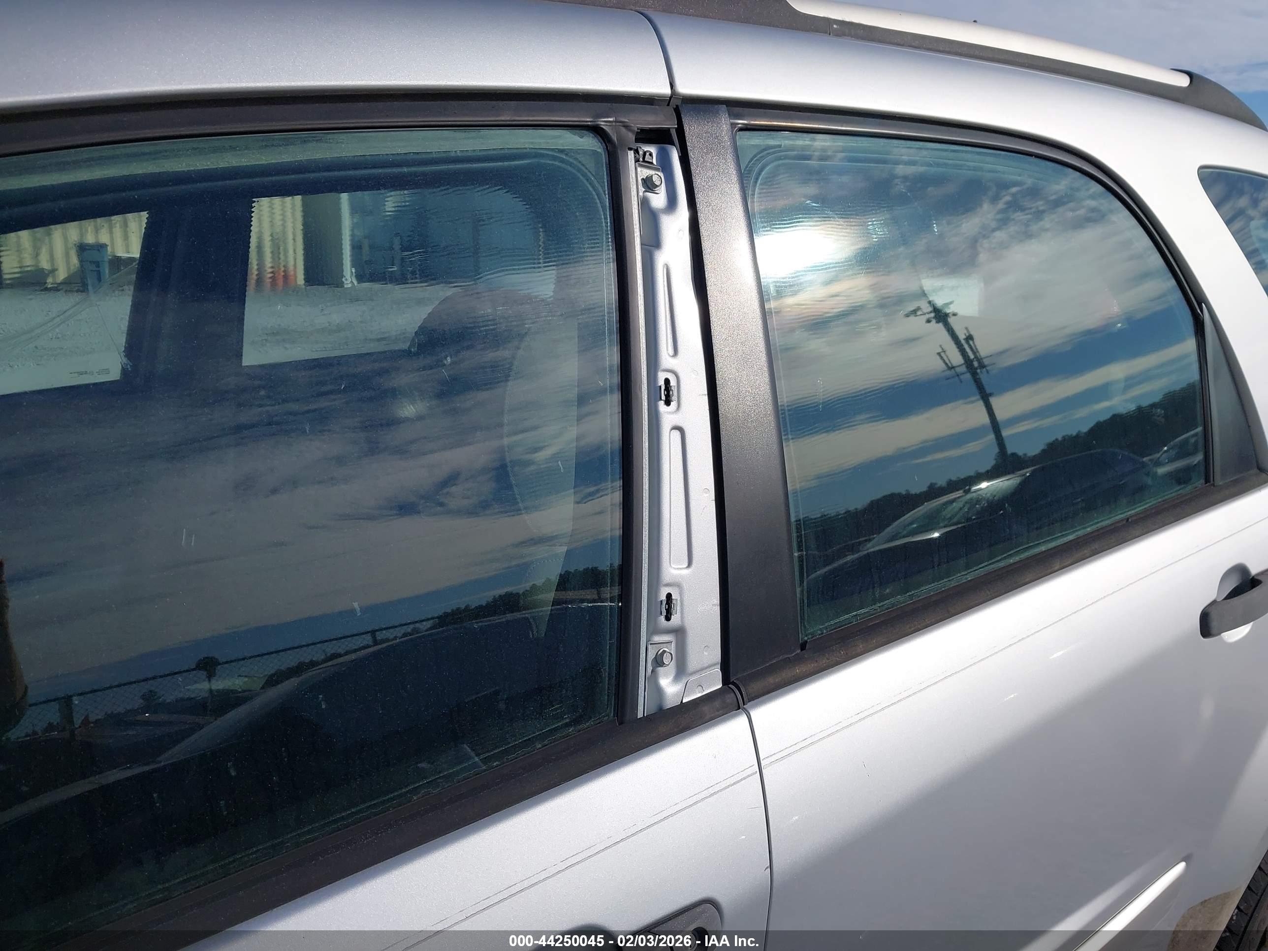CHEVROLET EQUINOX image 6