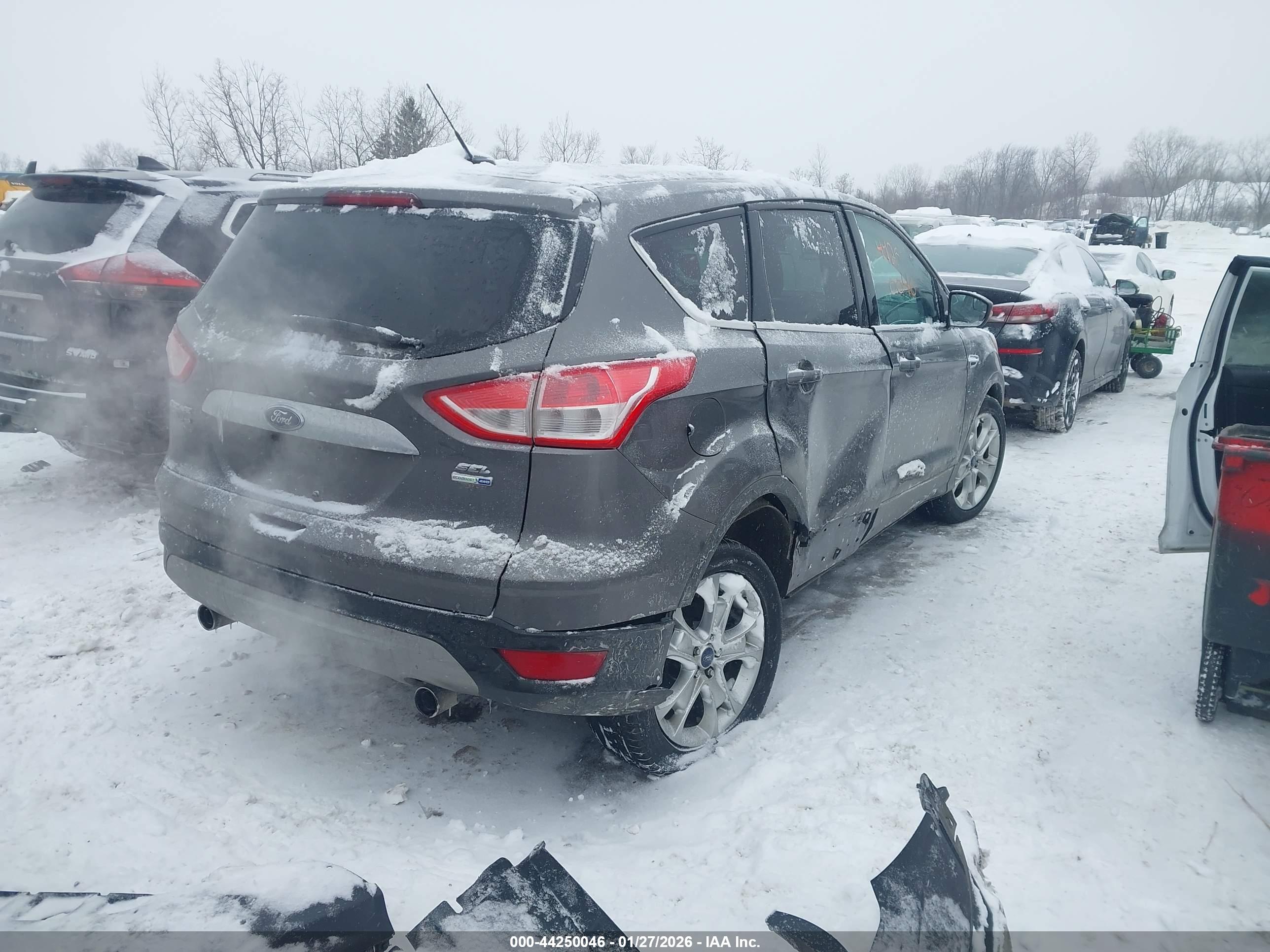 FORD ESCAPE image 4