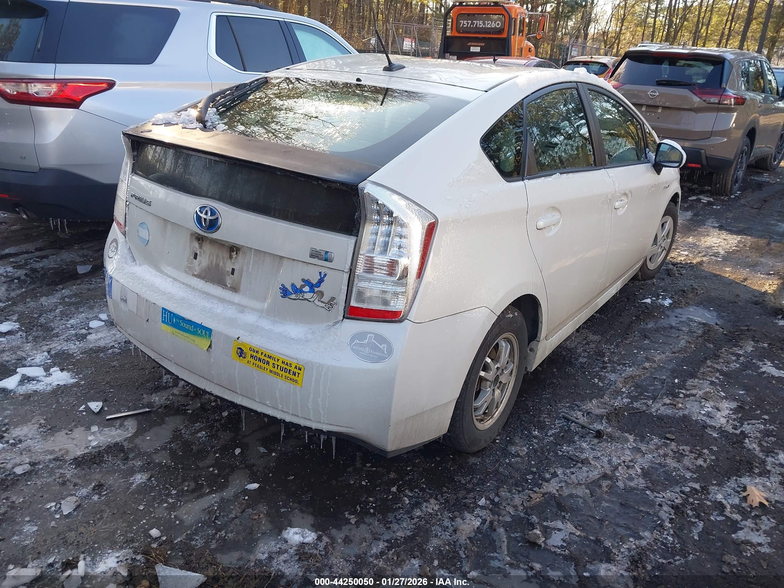 TOYOTA PRIUS image 4