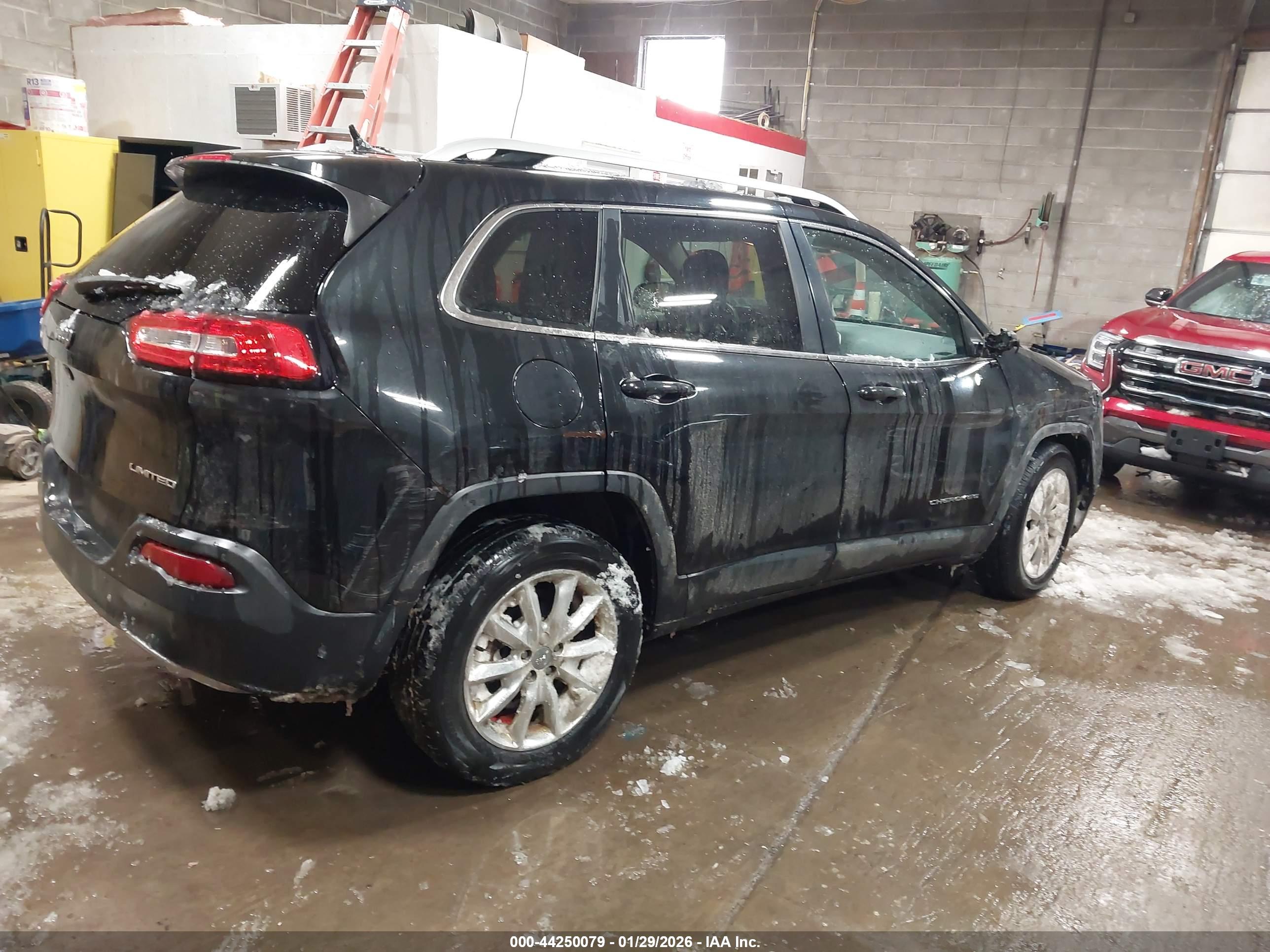 JEEP CHEROKEE image 4