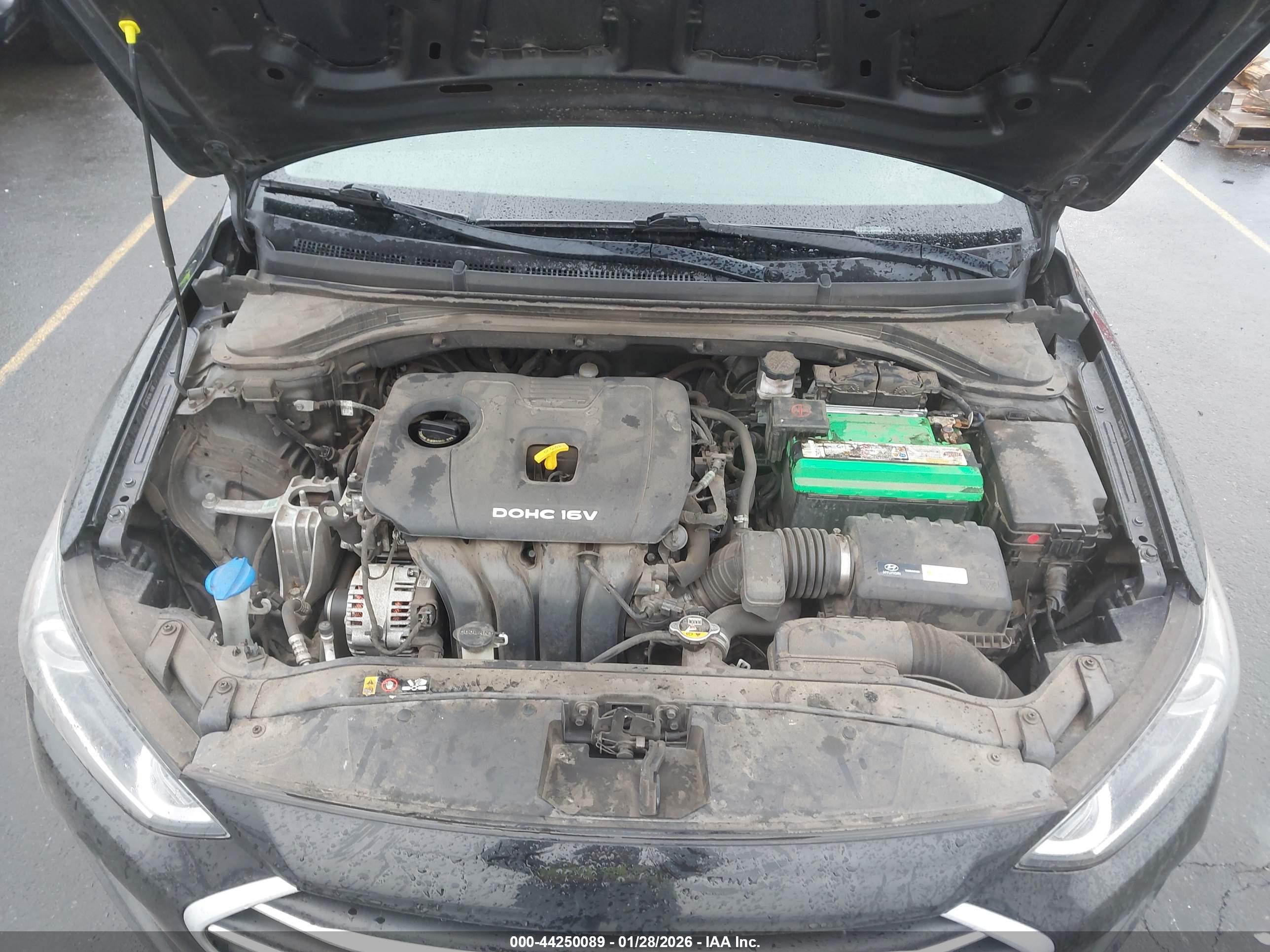 HYUNDAI ELANTRA image 10