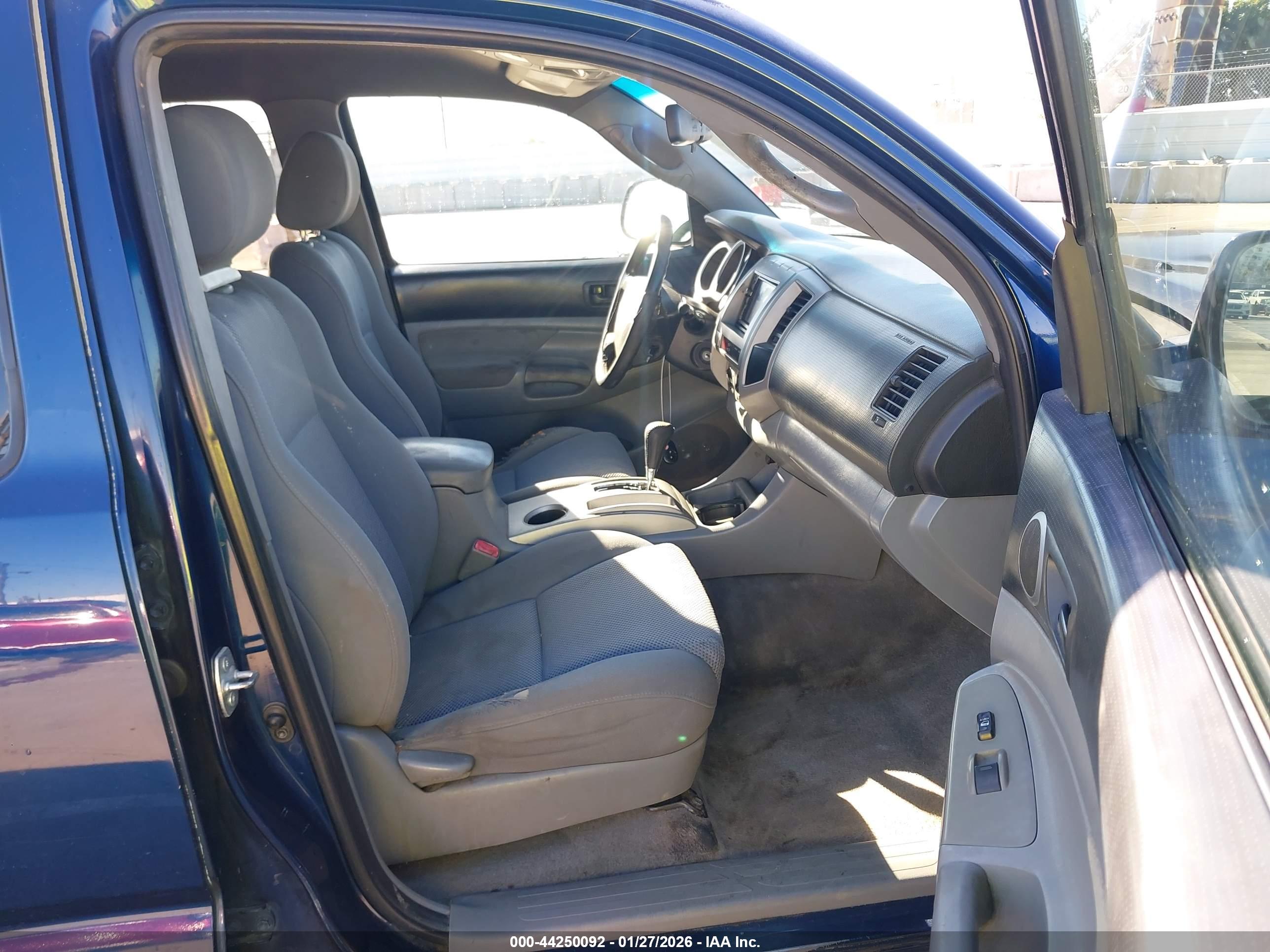 TOYOTA TACOMA image 5