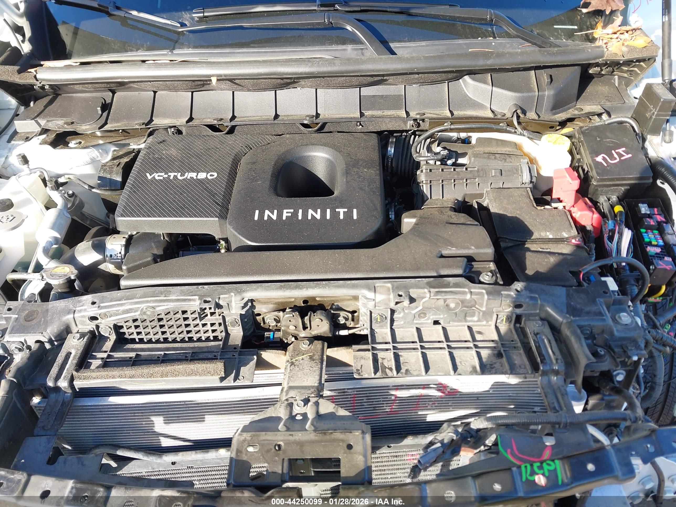 INFINITI QX60 image 10