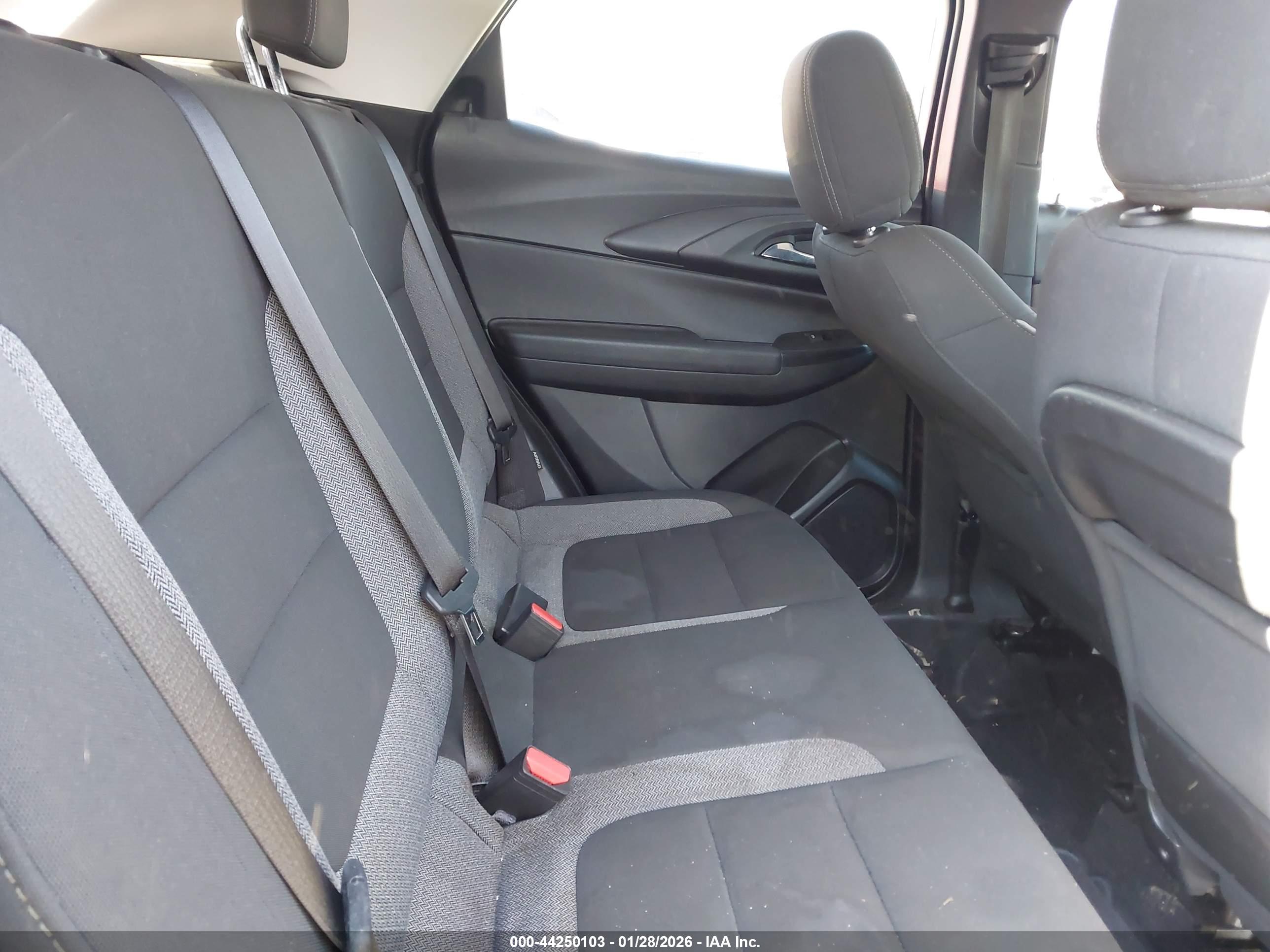 CHEVROLET TRAILBLAZER image 8