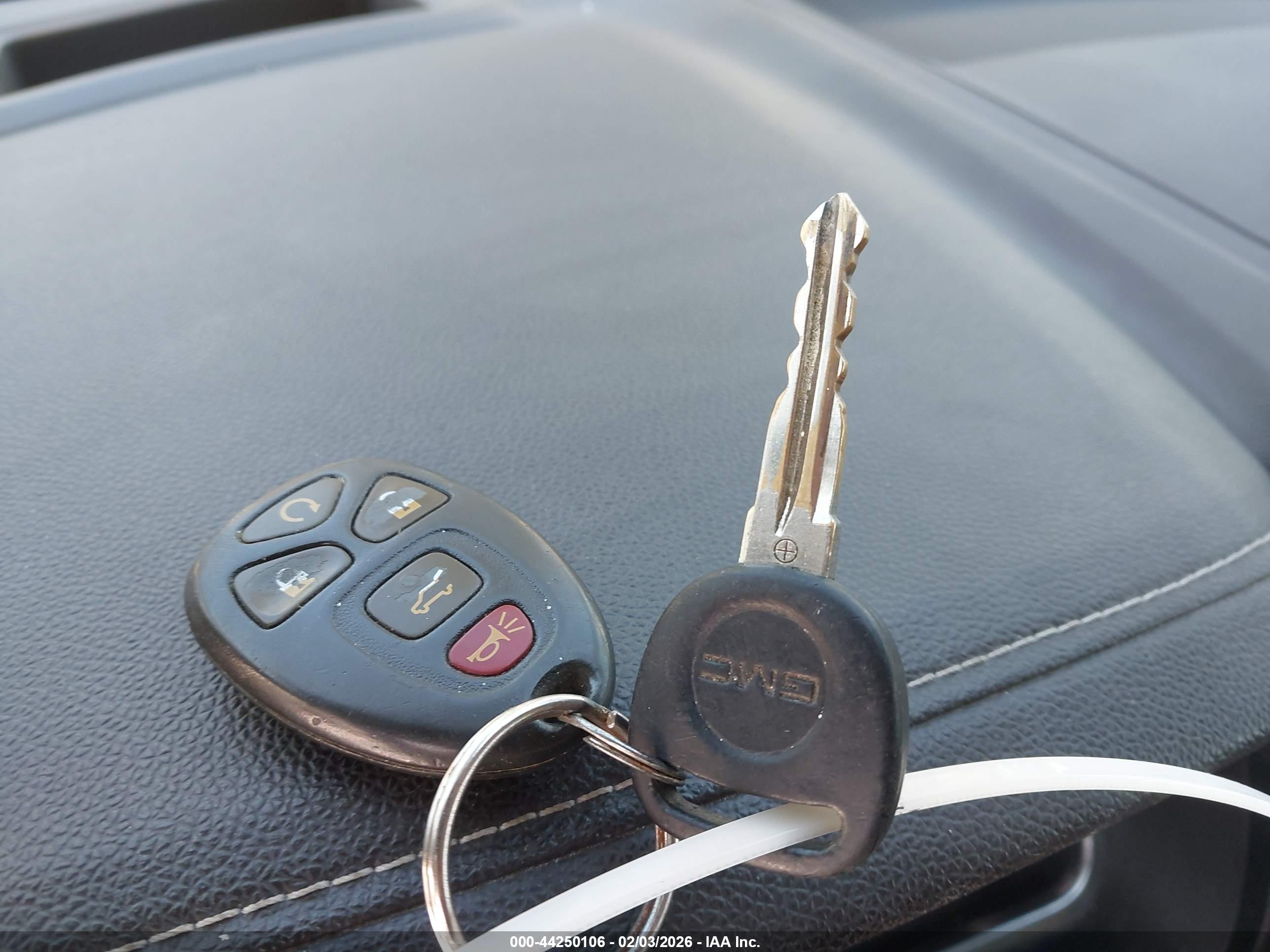GMC ACADIA image 11