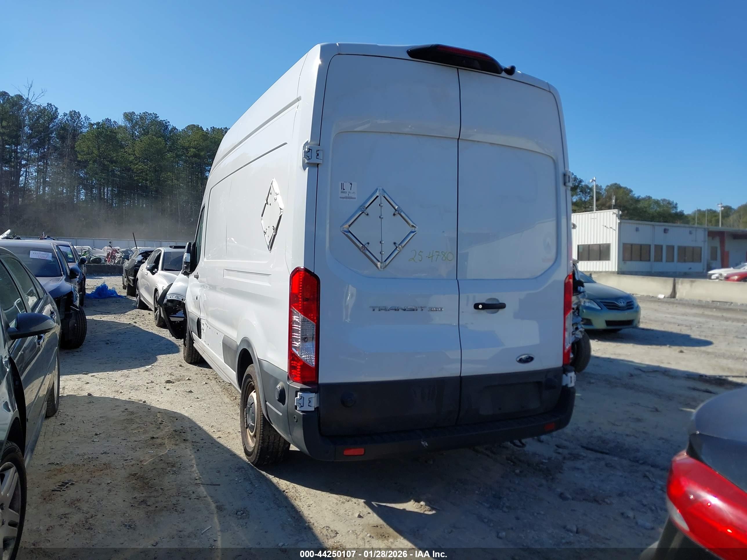 FORD TRANSIT-350 image 3