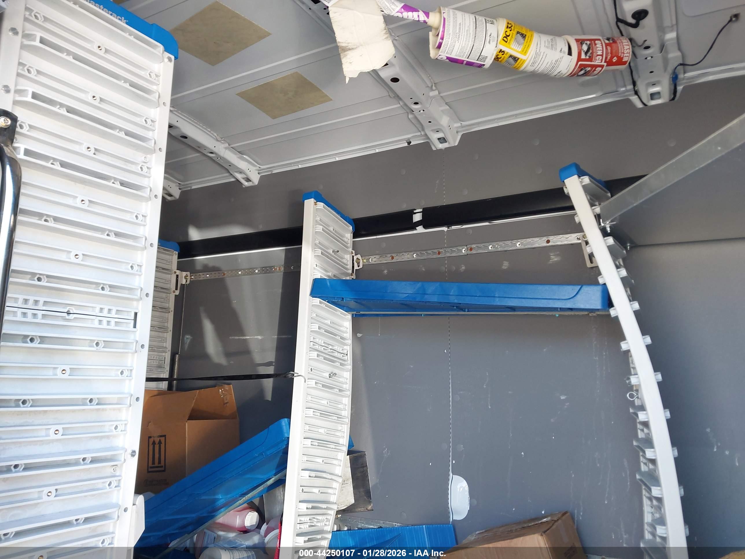FORD TRANSIT-350 image 8
