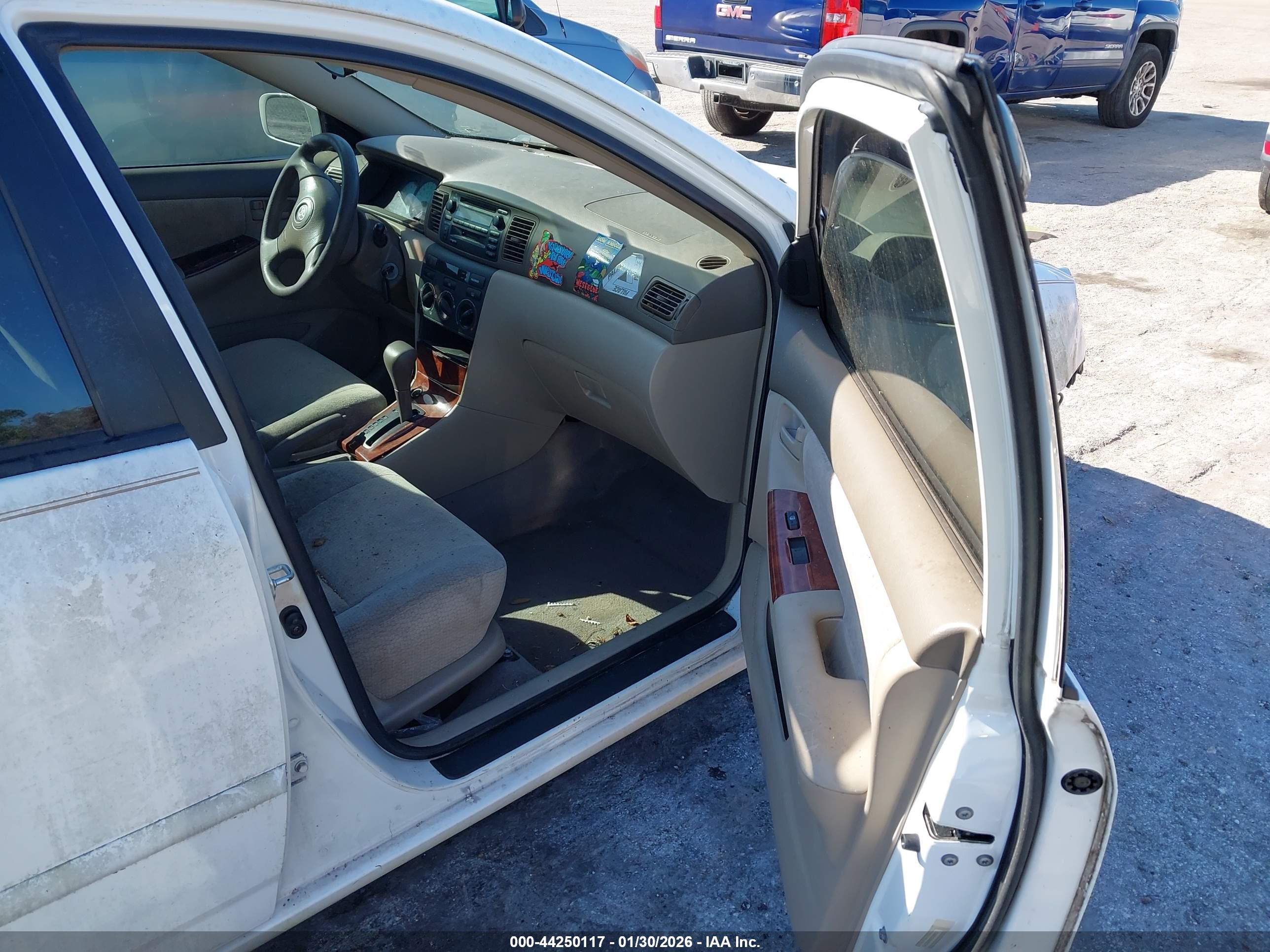 TOYOTA COROLLA image 5