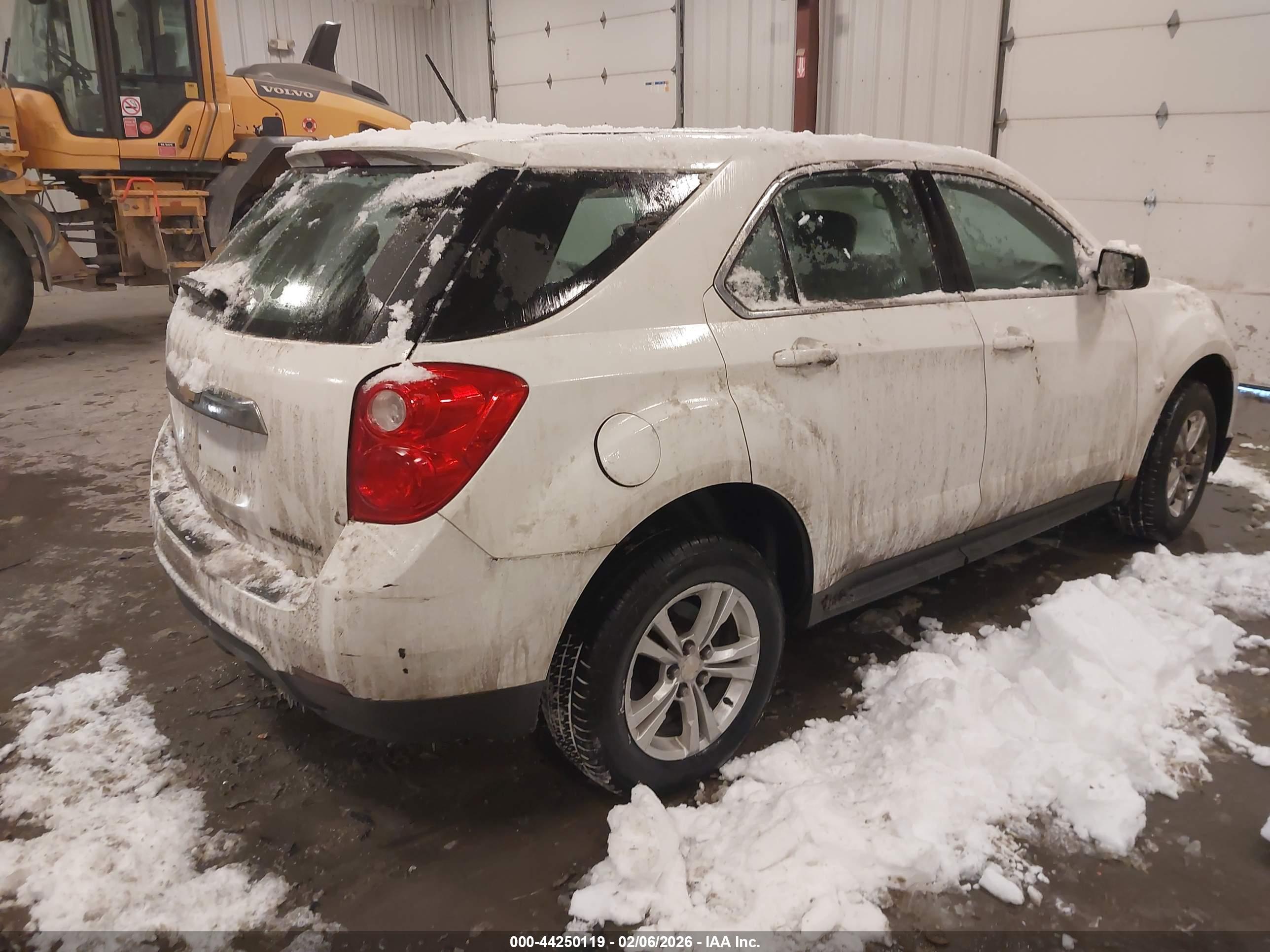 CHEVROLET EQUINOX image 4