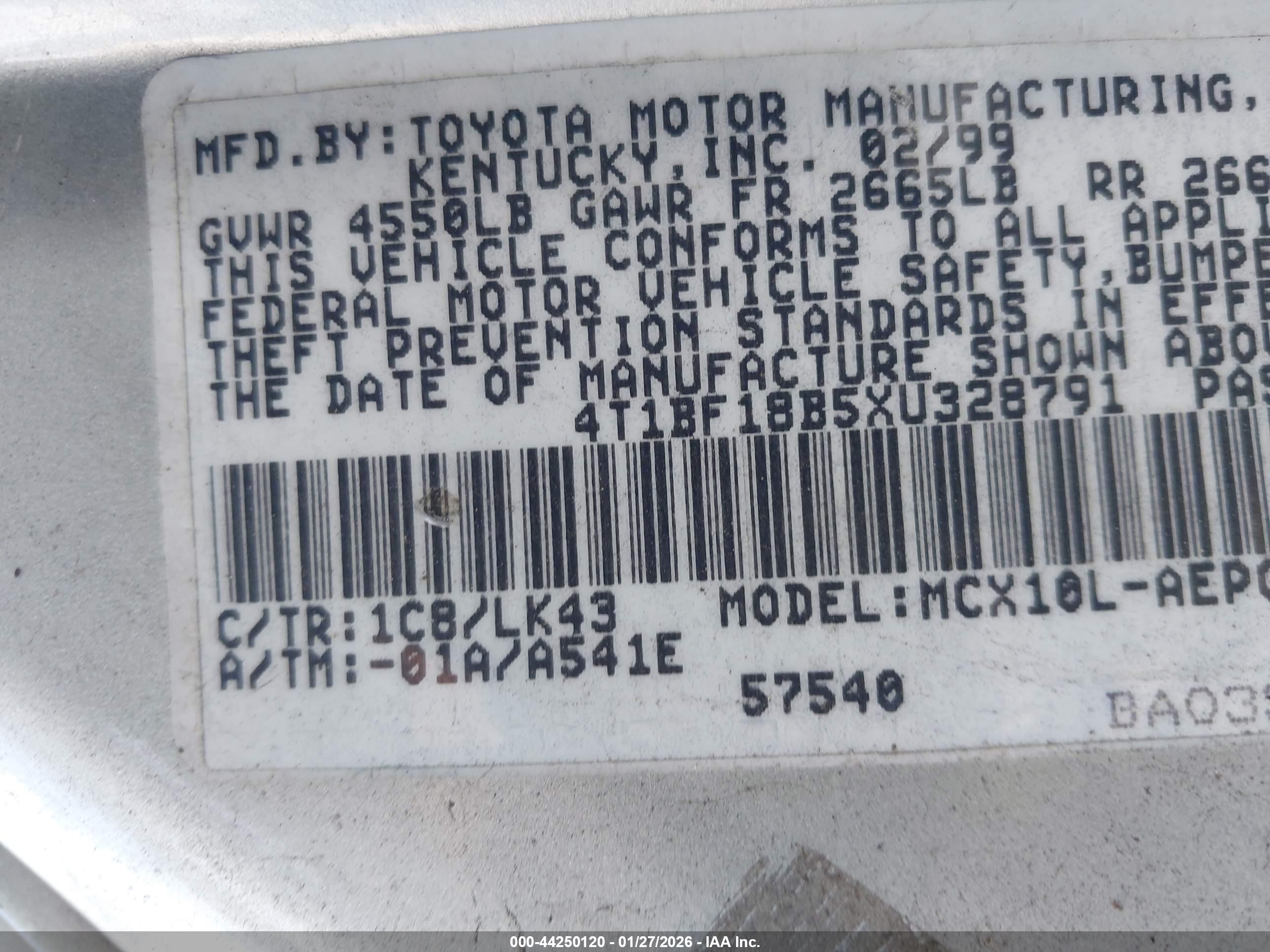 TOYOTA AVALON image 9