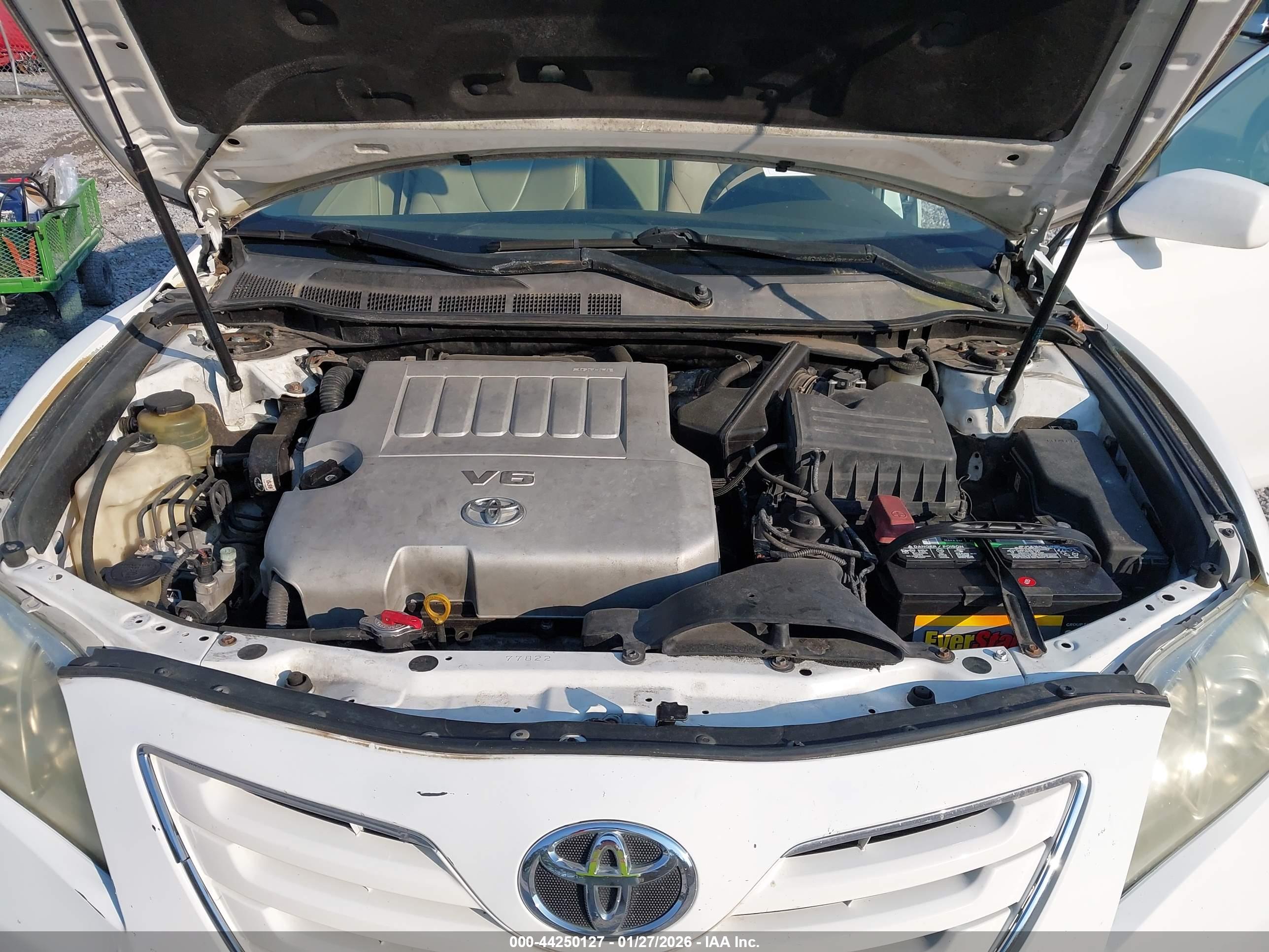 TOYOTA CAMRY image 10