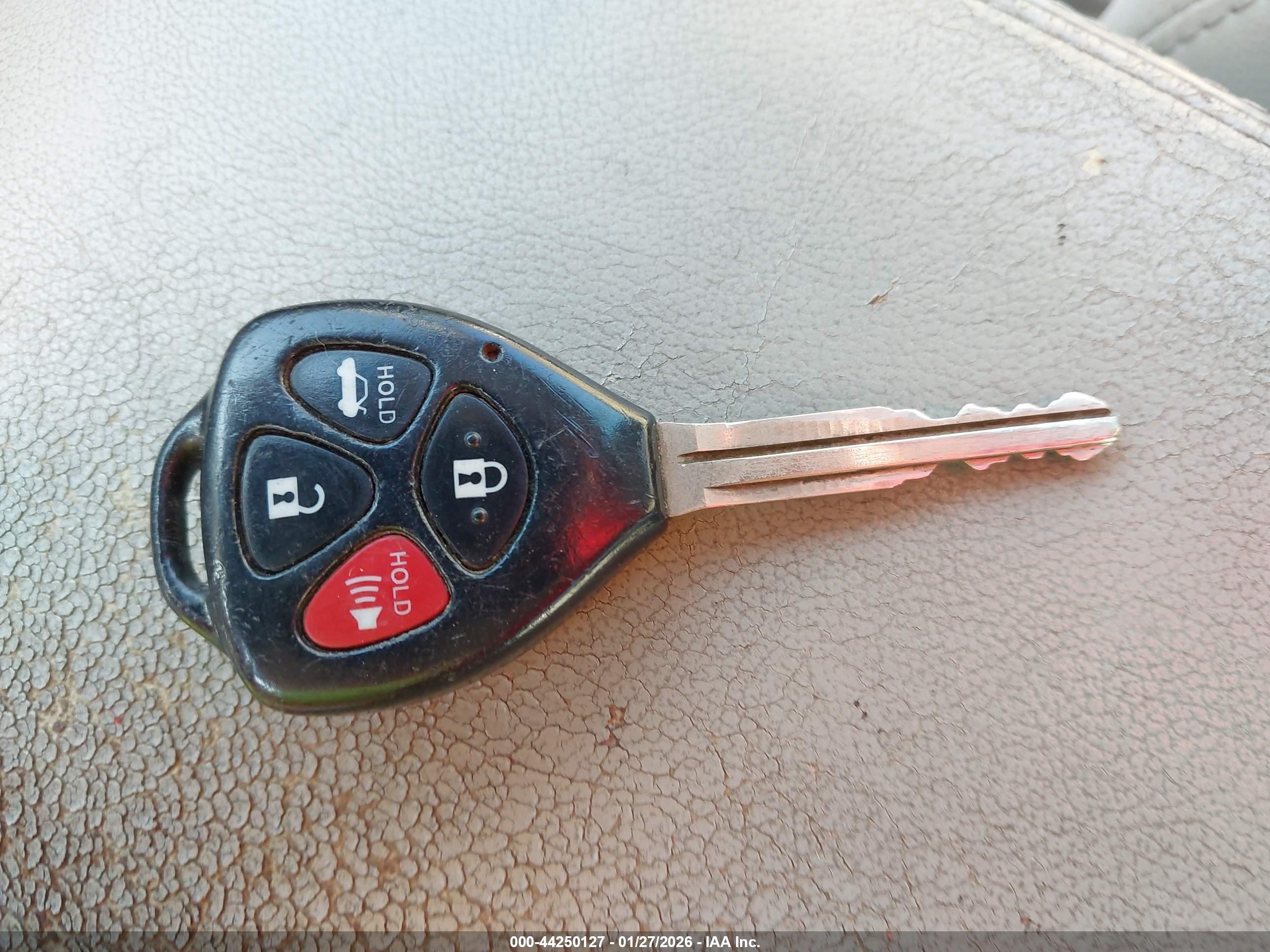TOYOTA CAMRY image 11