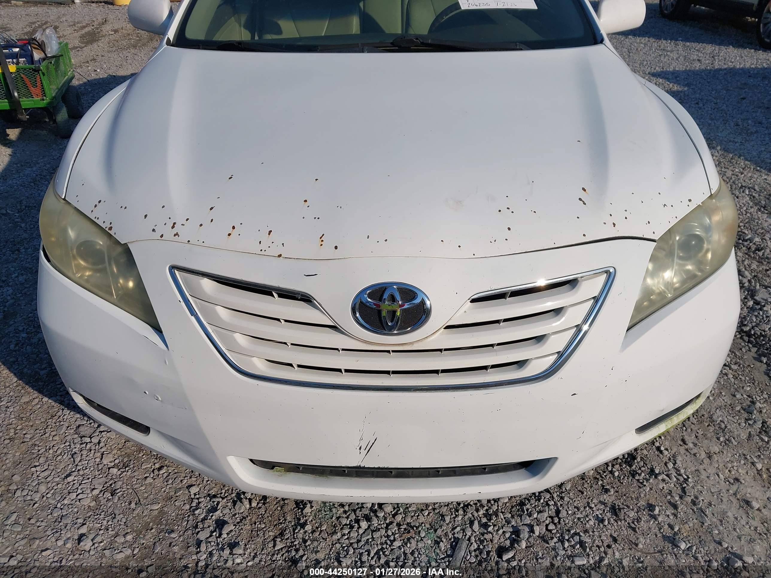TOYOTA CAMRY image 6