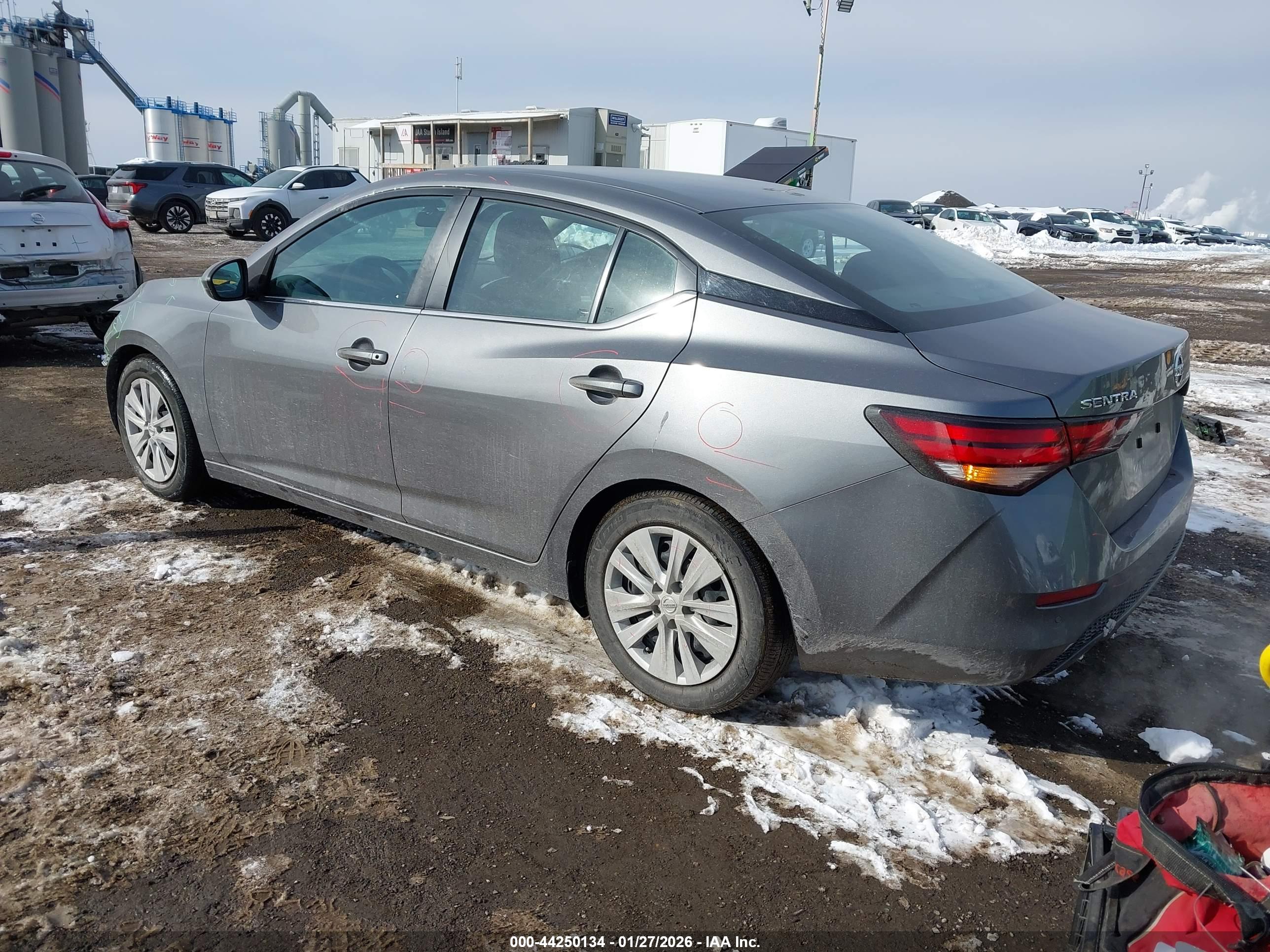 NISSAN SENTRA image 3