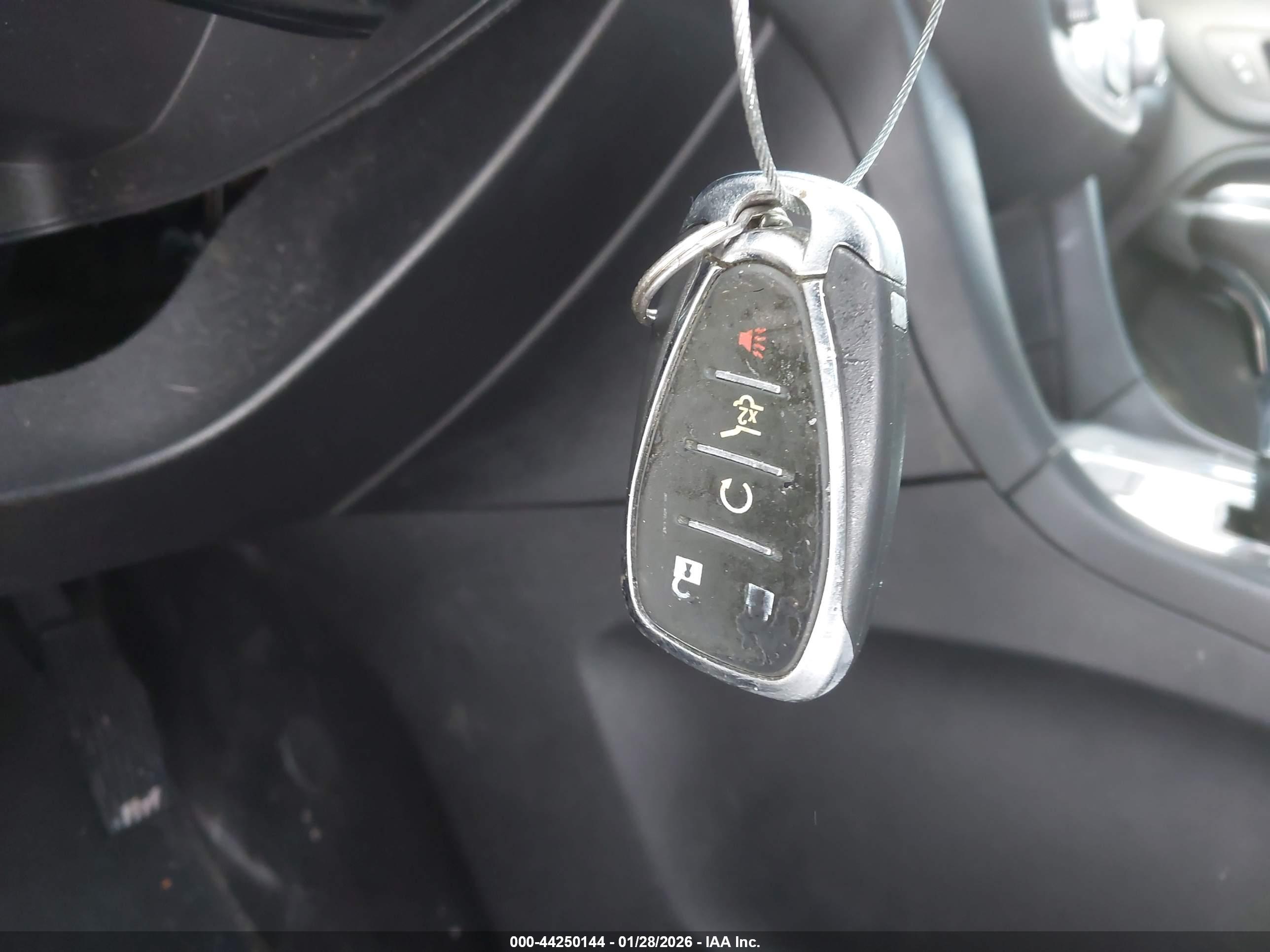 CHEVROLET EQUINOX image 11