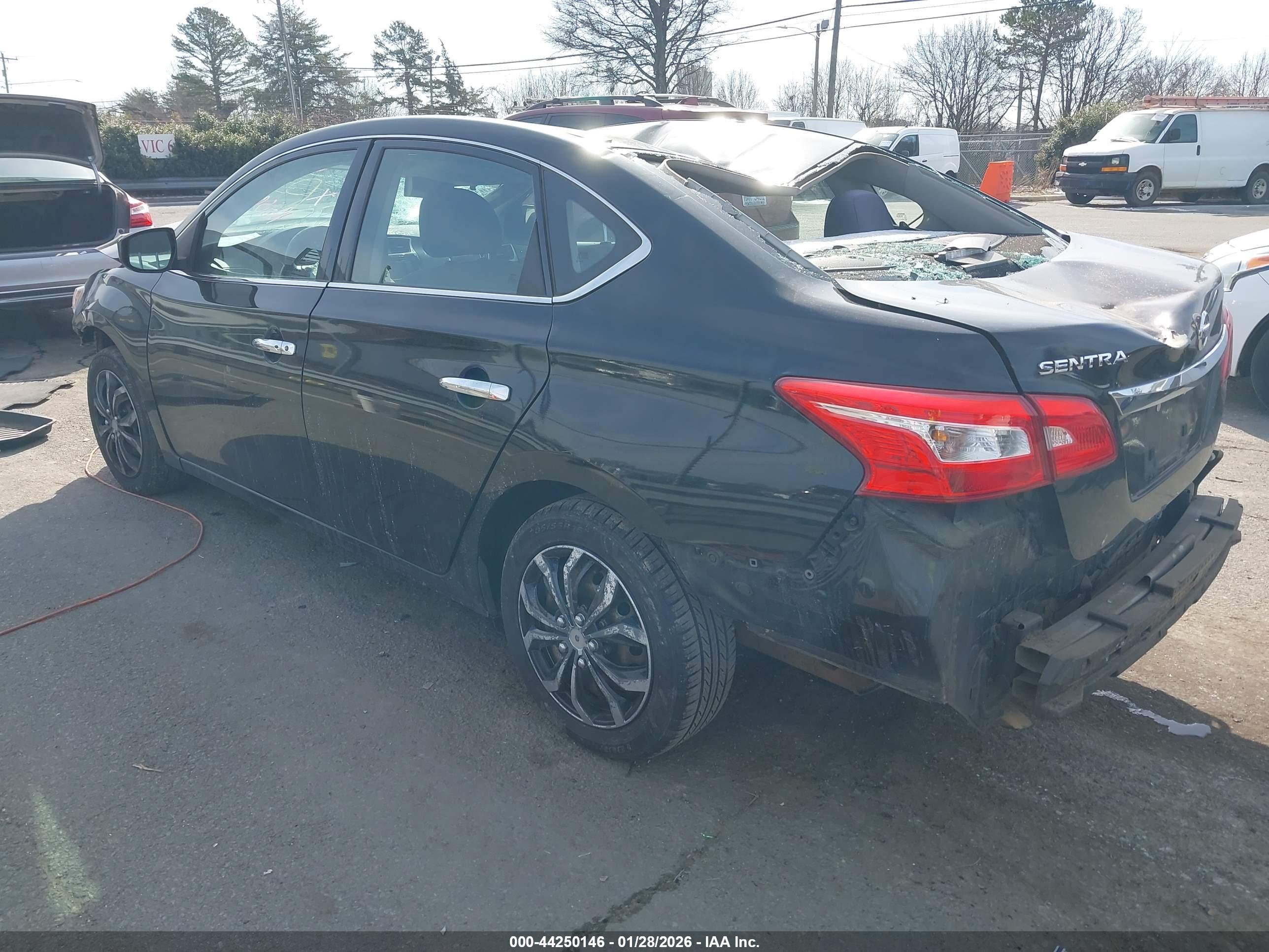 NISSAN SENTRA image 3