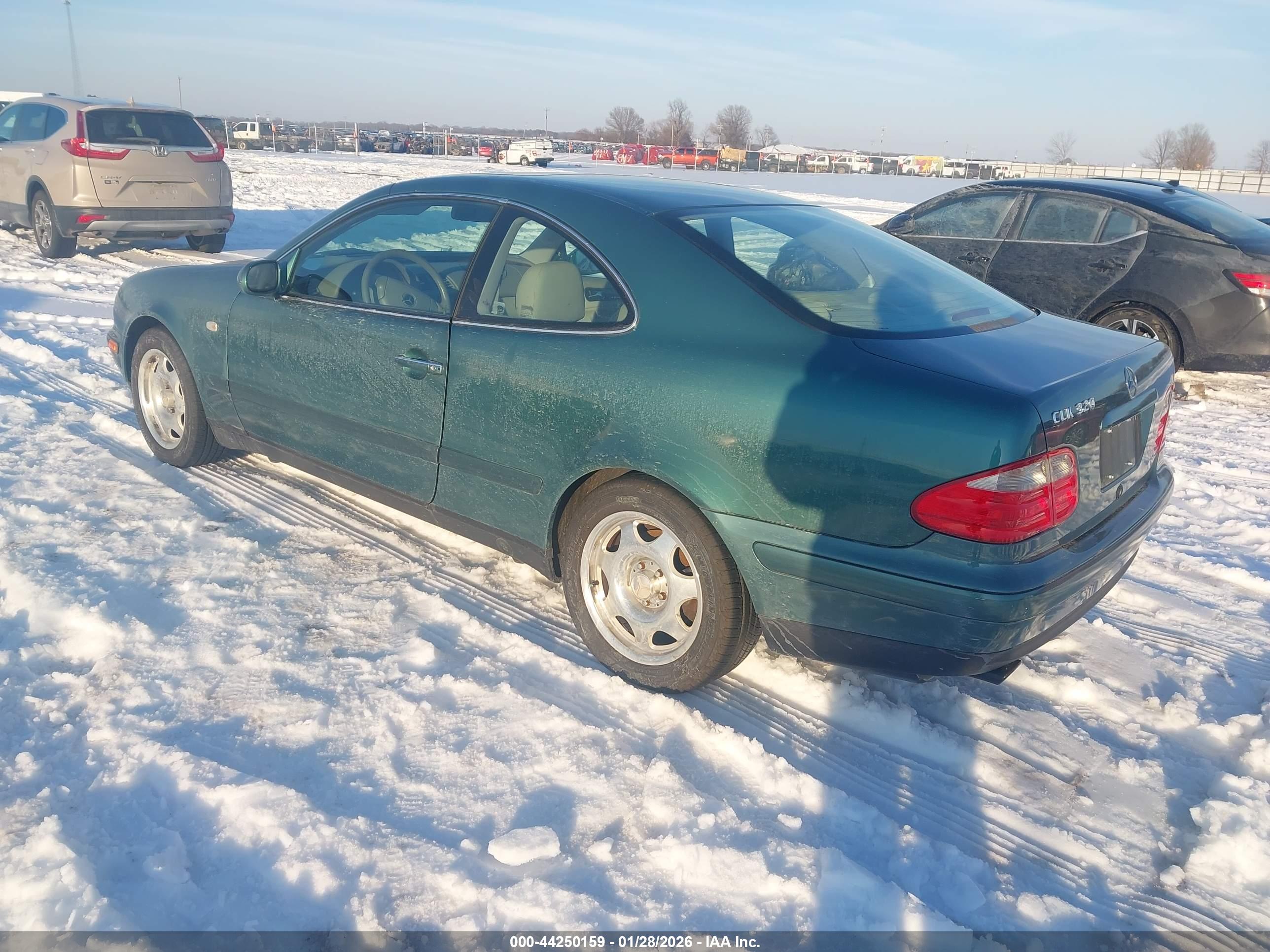 MERCEDES-BENZ CLK image 3