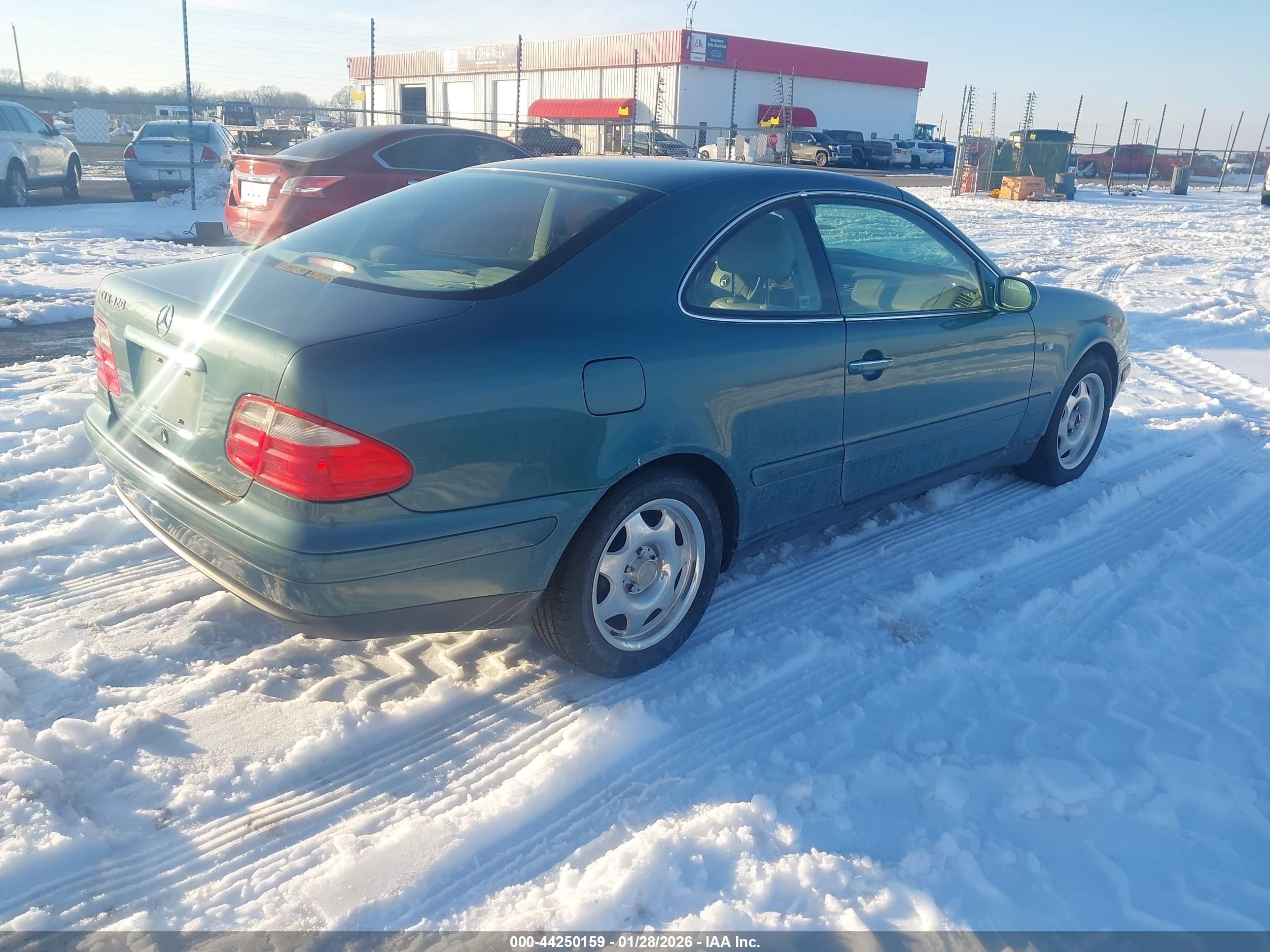 MERCEDES-BENZ CLK image 4