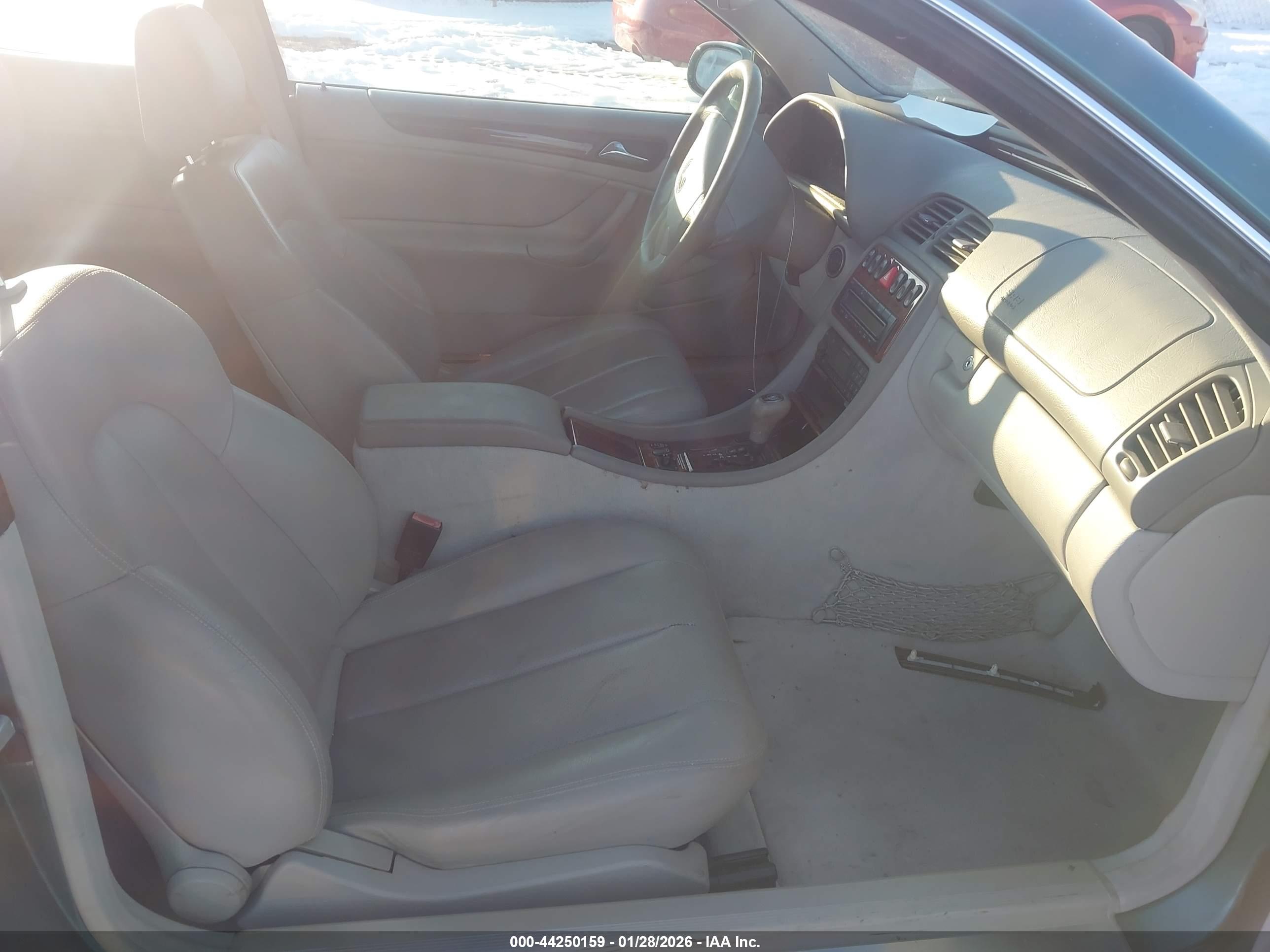 MERCEDES-BENZ CLK image 5