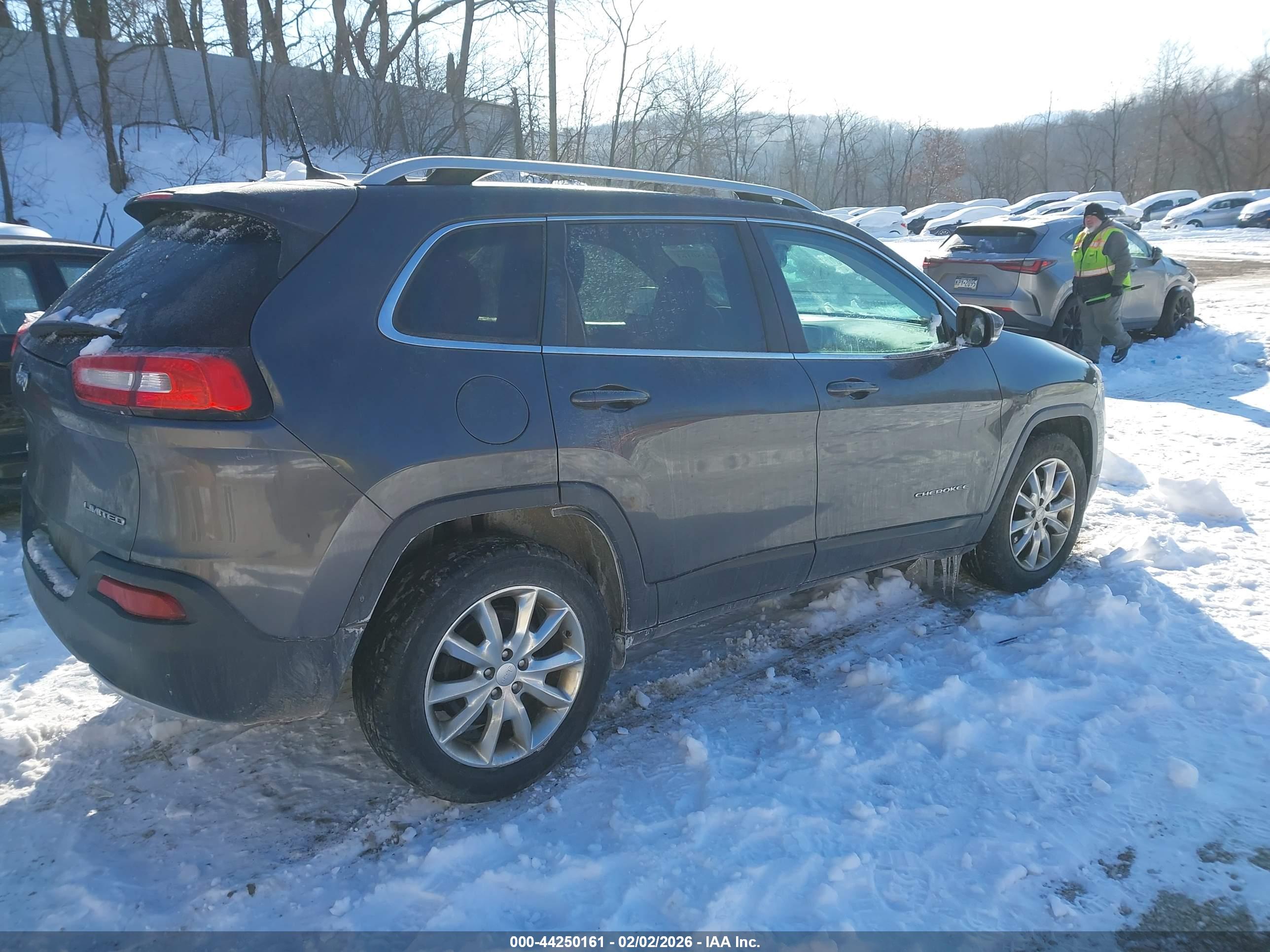 JEEP CHEROKEE image 4