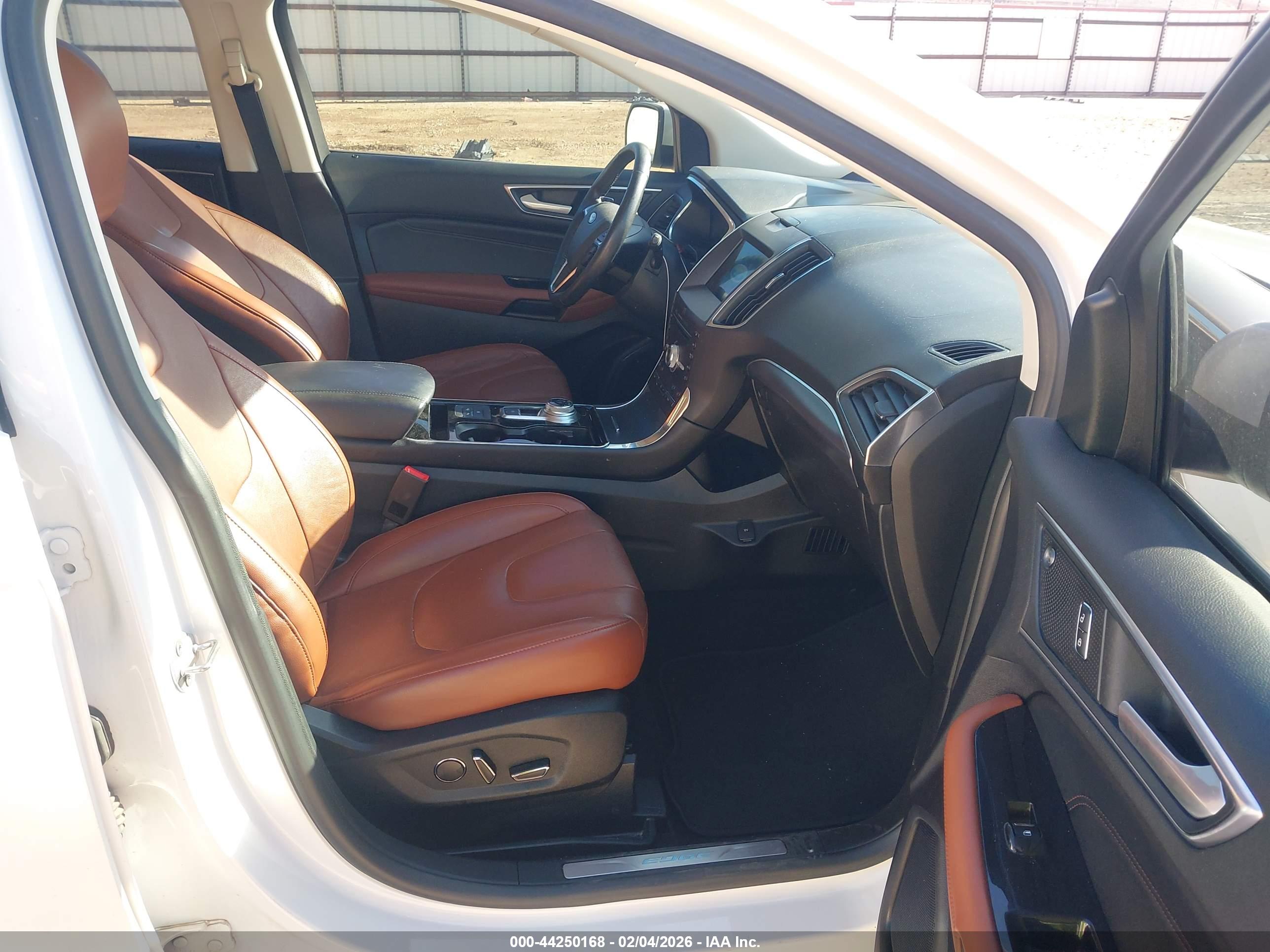 FORD EDGE image 5