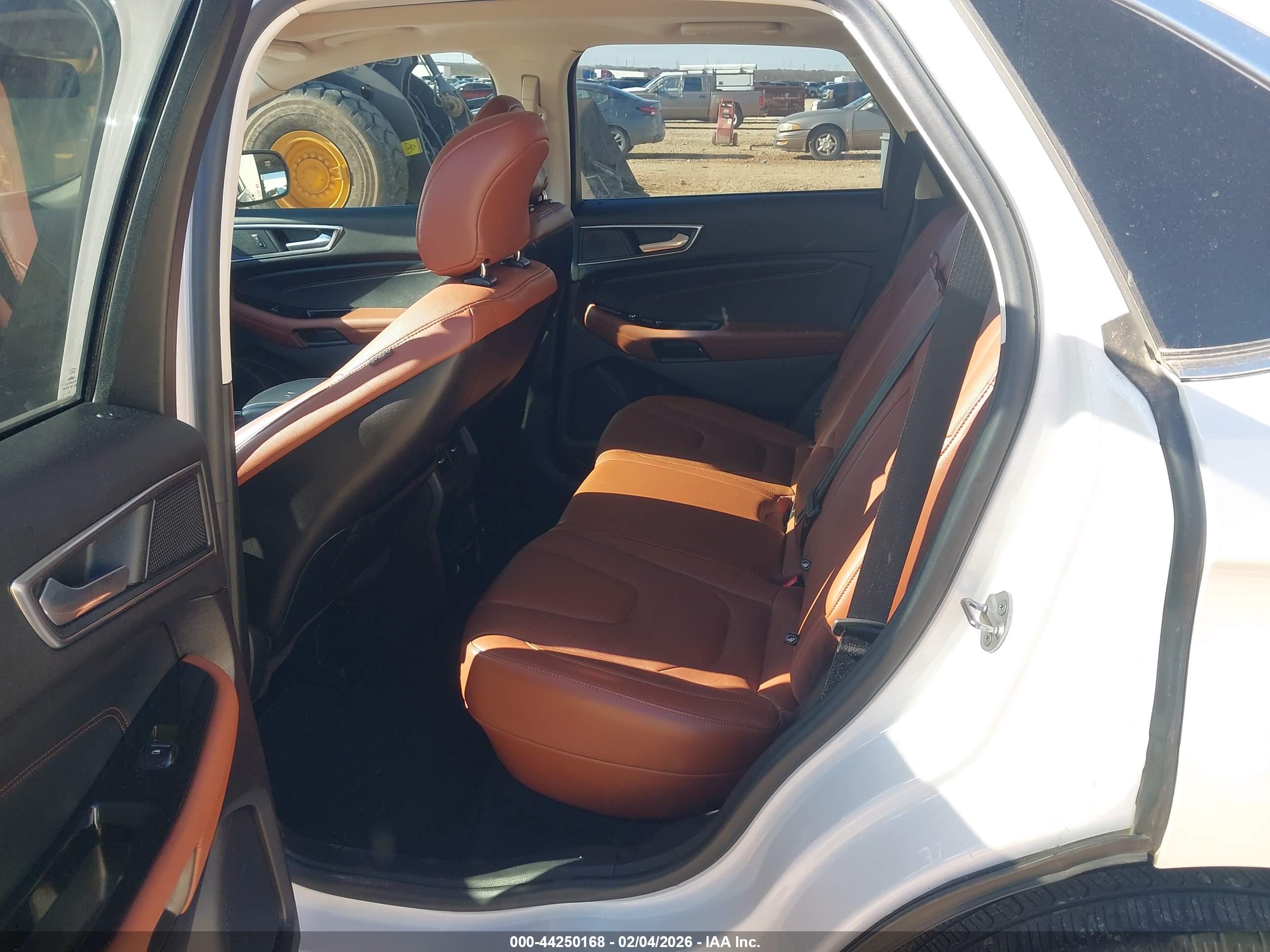 FORD EDGE image 8