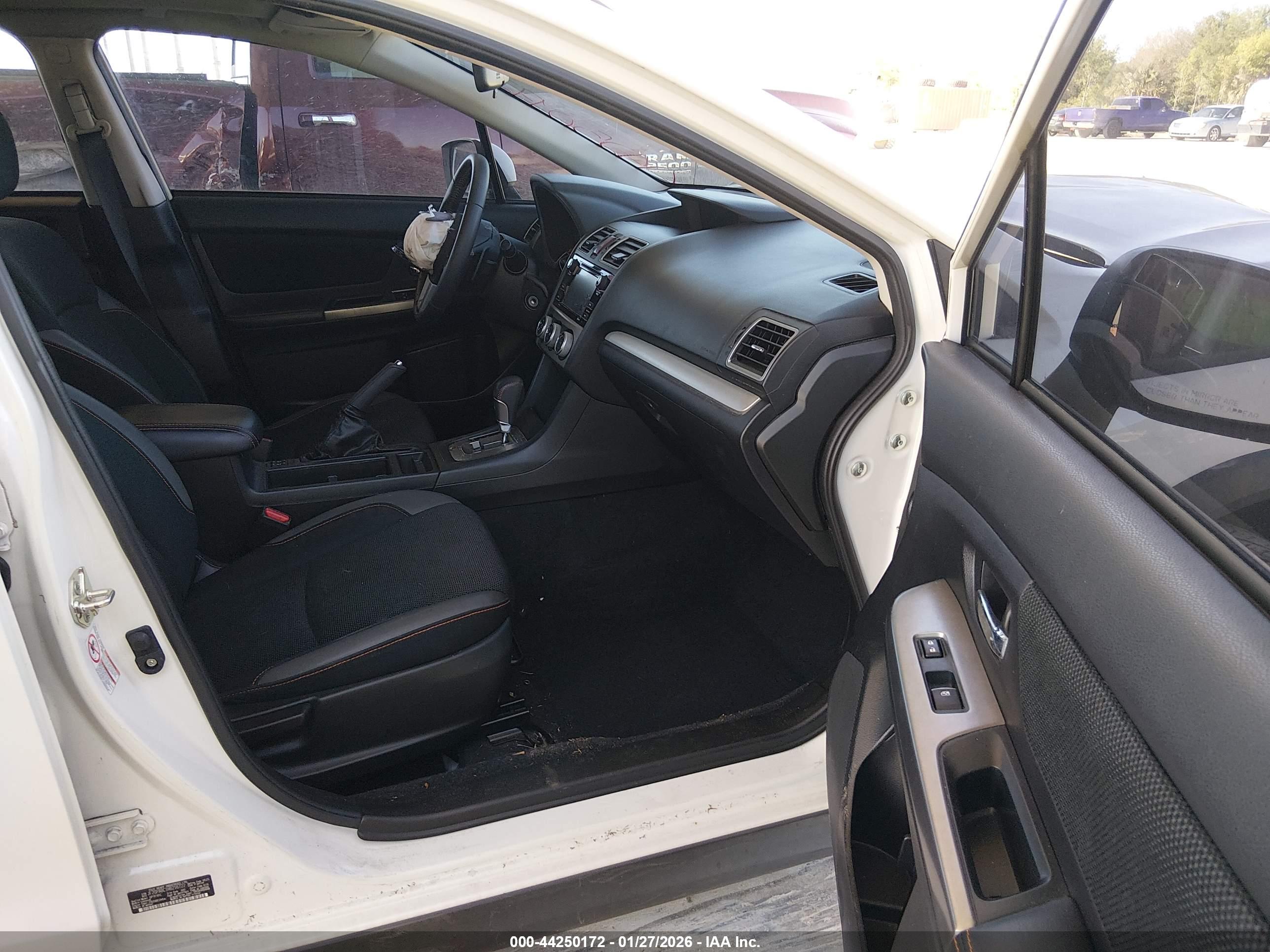 SUBARU CROSSTREK image 5