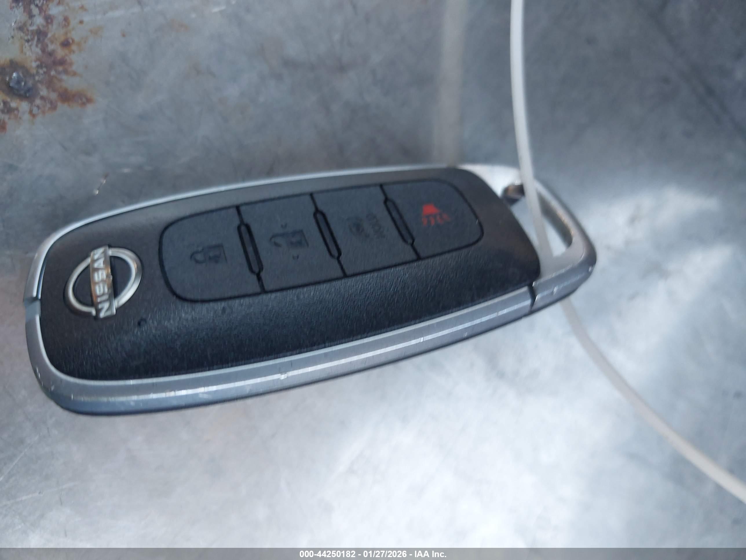 NISSAN ARIYA image 11