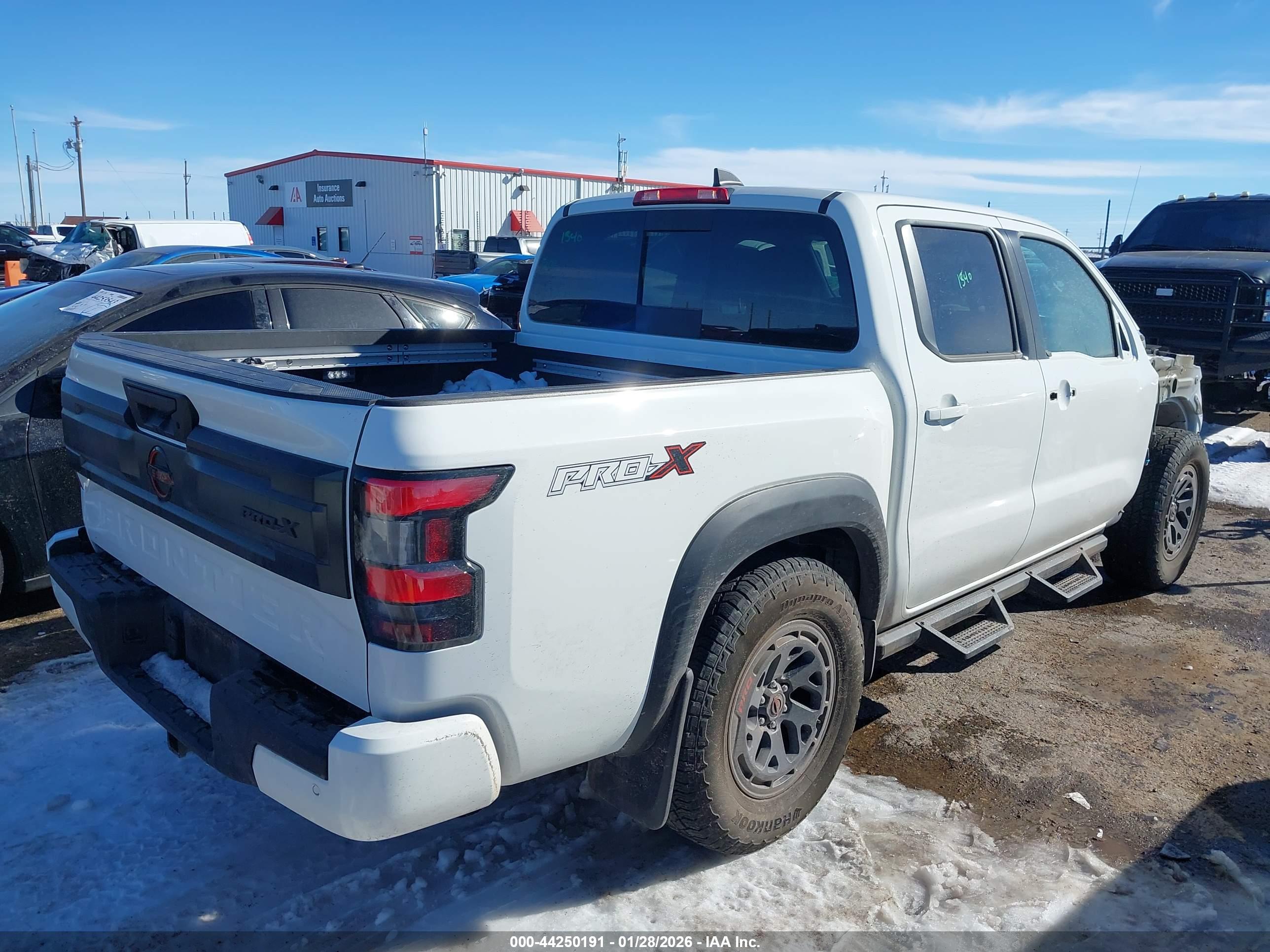 NISSAN FRONTIER image 4