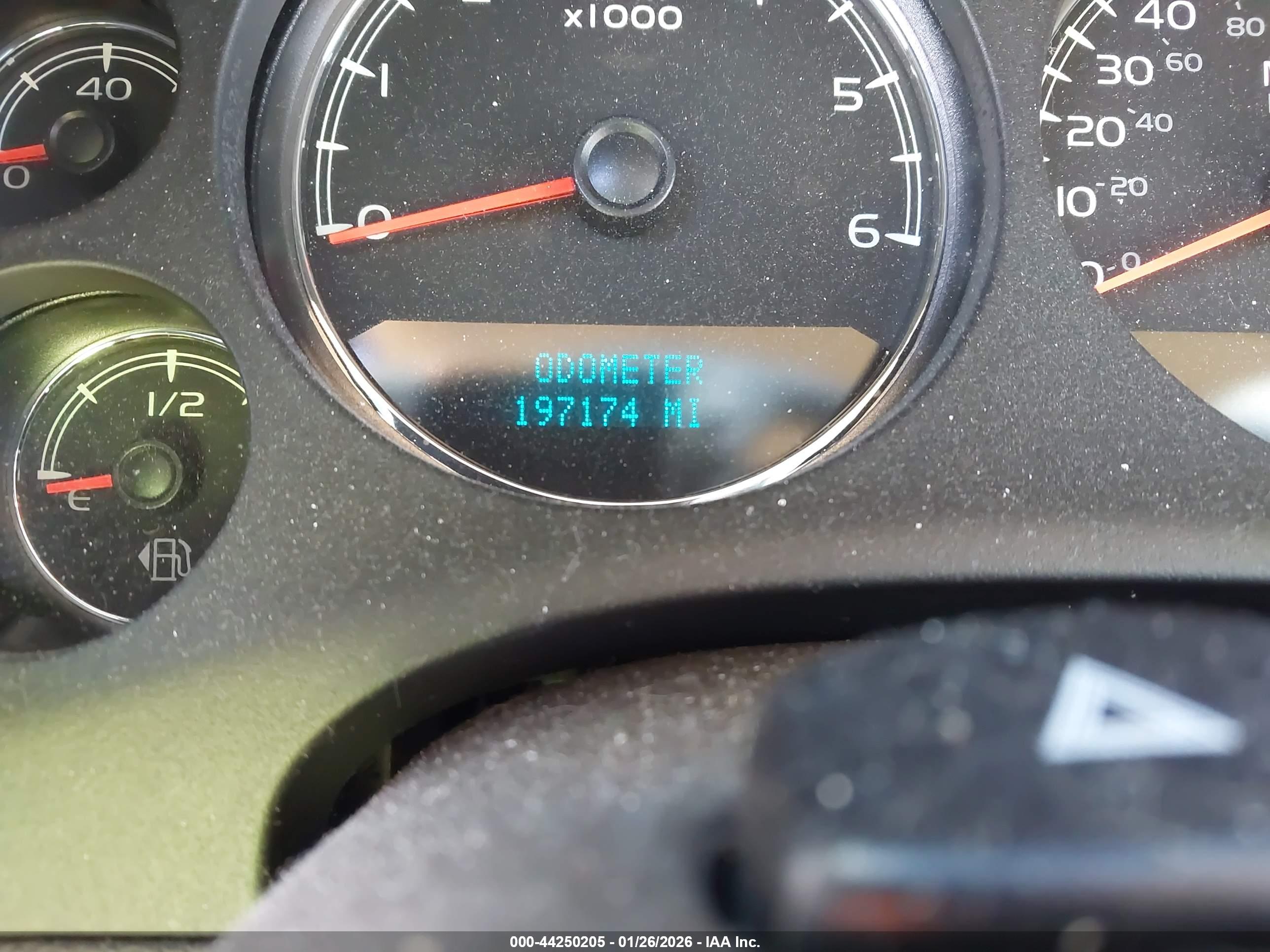 GMC YUKON image 7