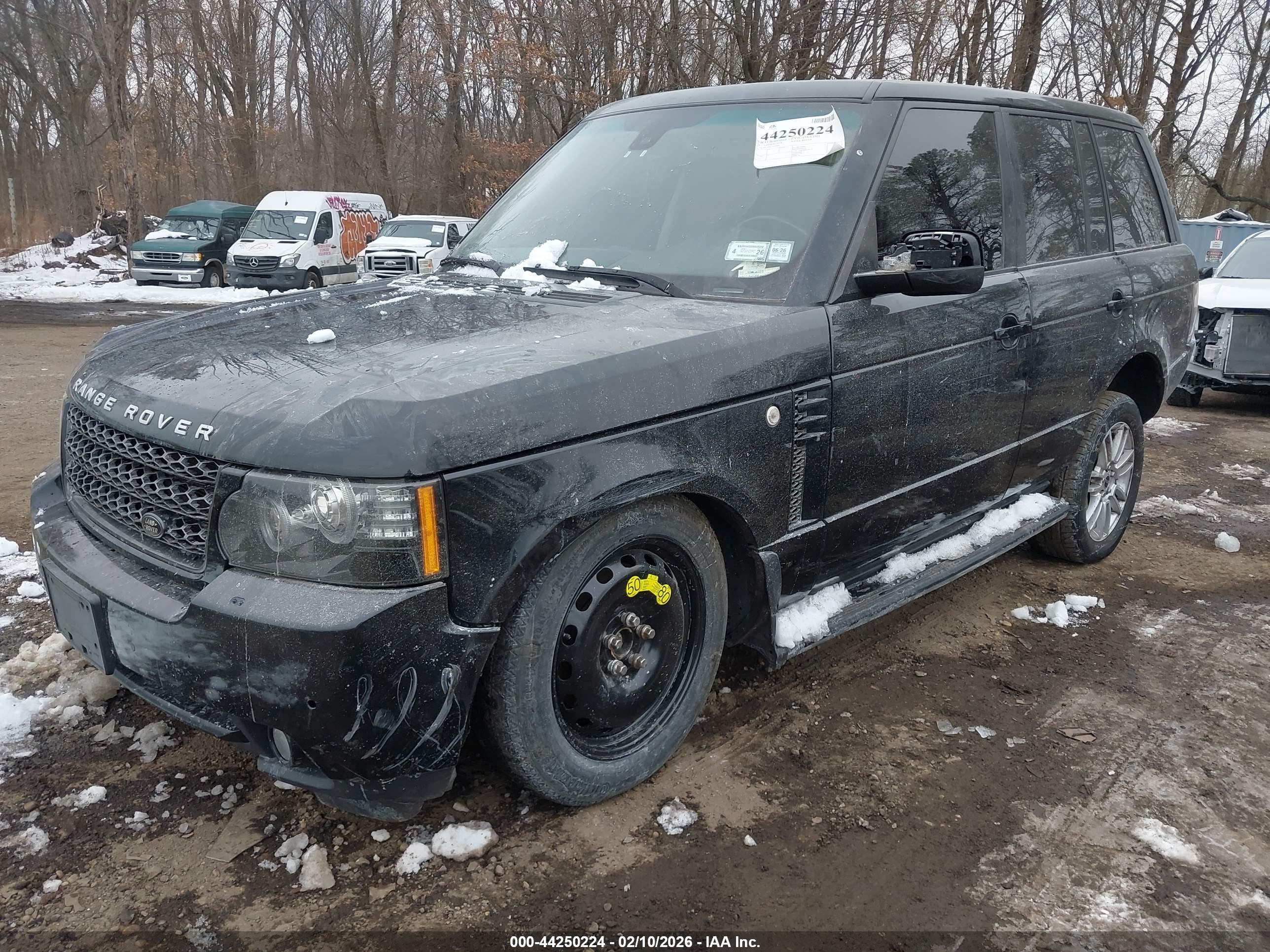 LAND ROVER image 6