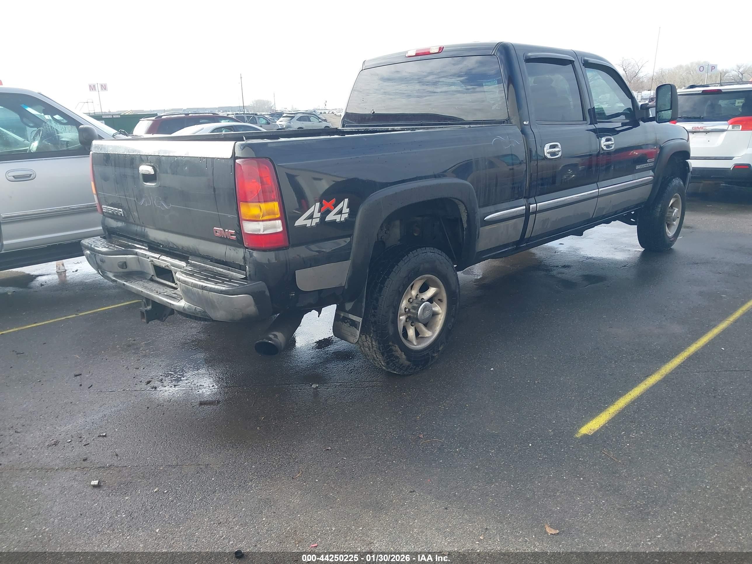 GMC SIERRA image 4