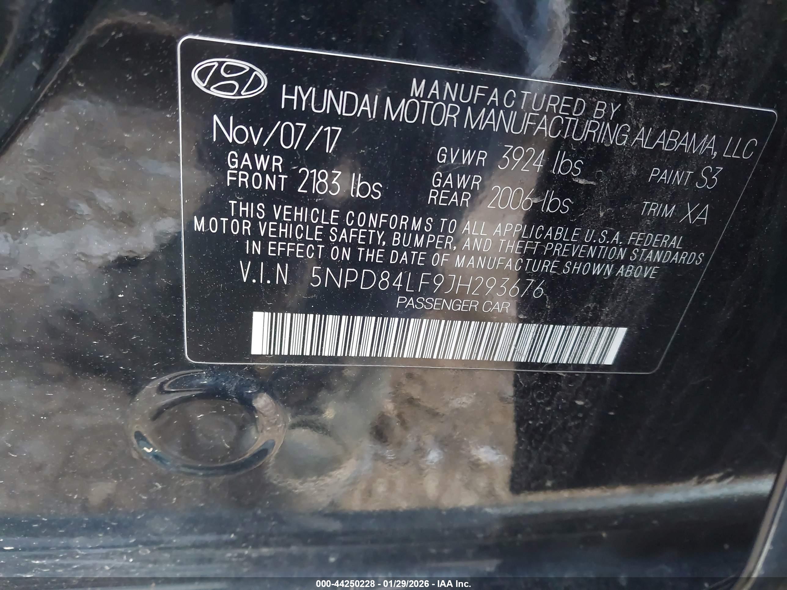 HYUNDAI ELANTRA image 9