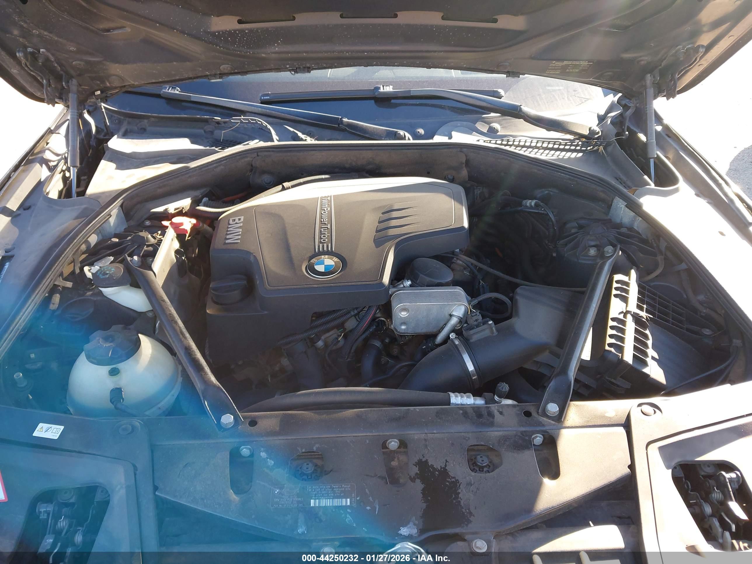 BMW 528I image 10