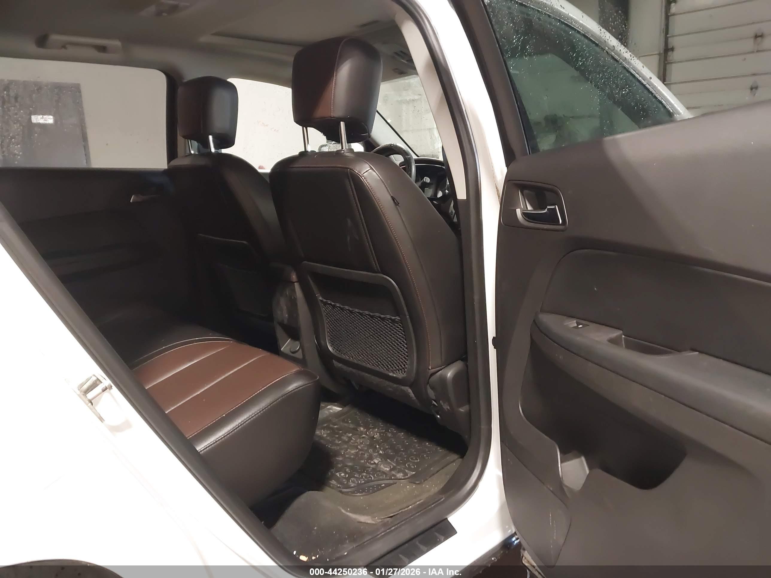 GMC TERRAIN image 8
