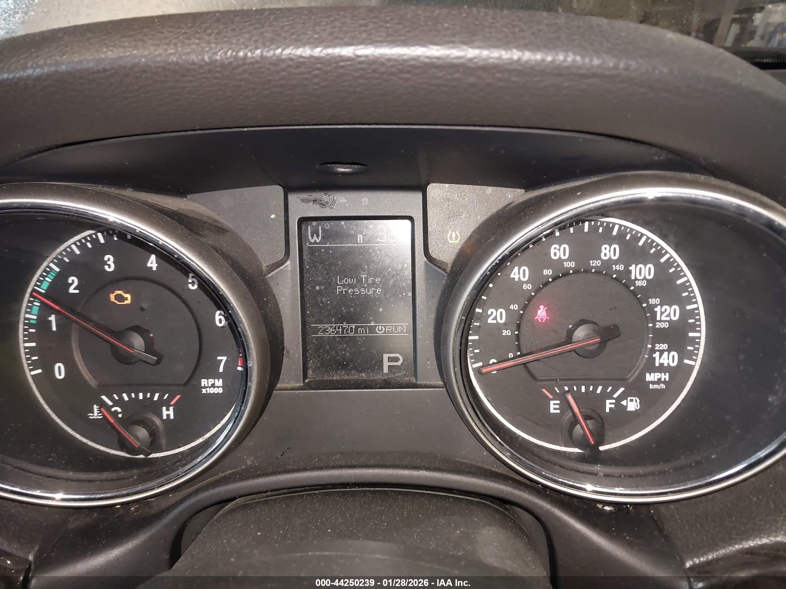 JEEP GRAND image 7