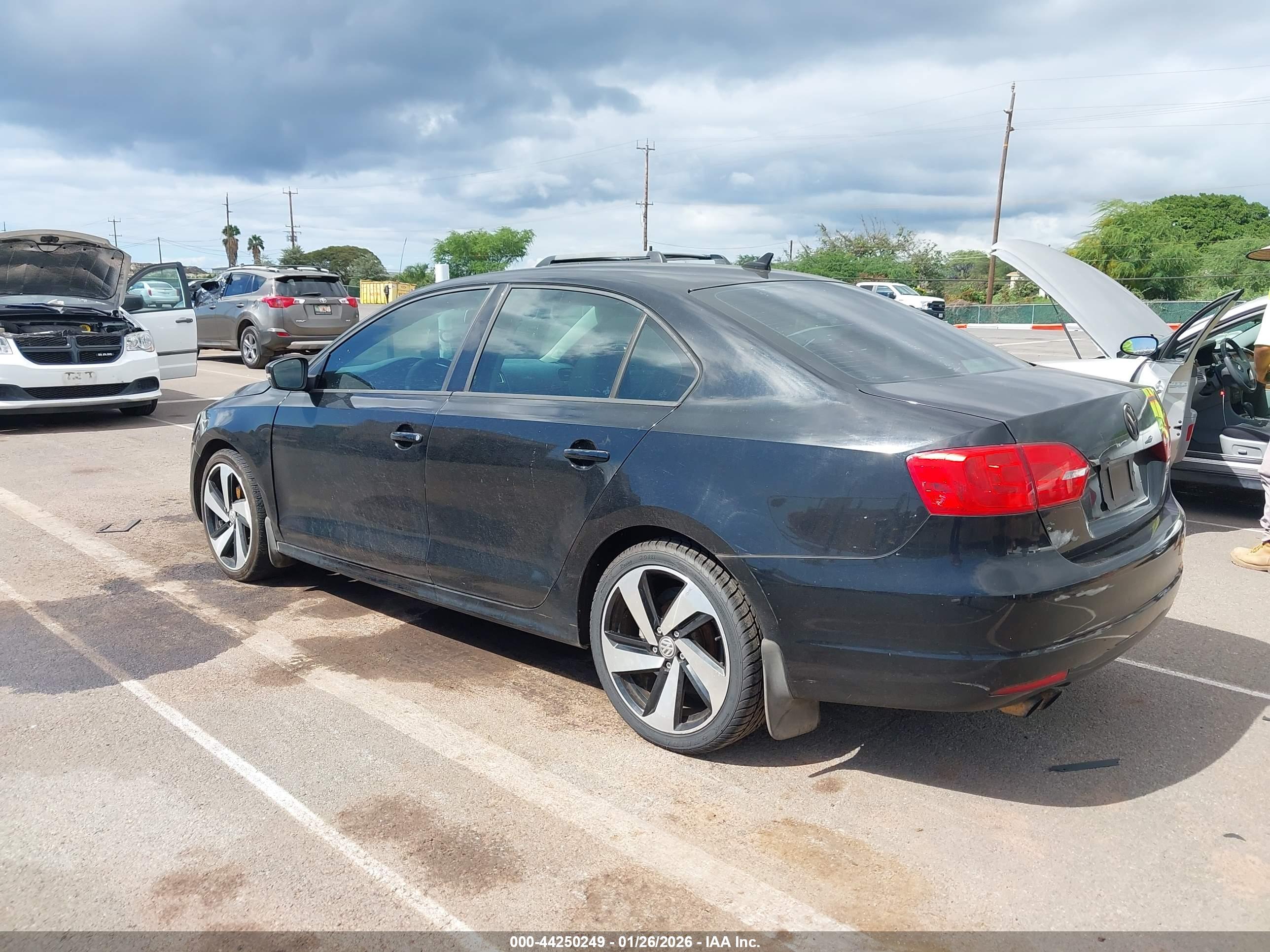 VOLKSWAGEN JETTA image 3