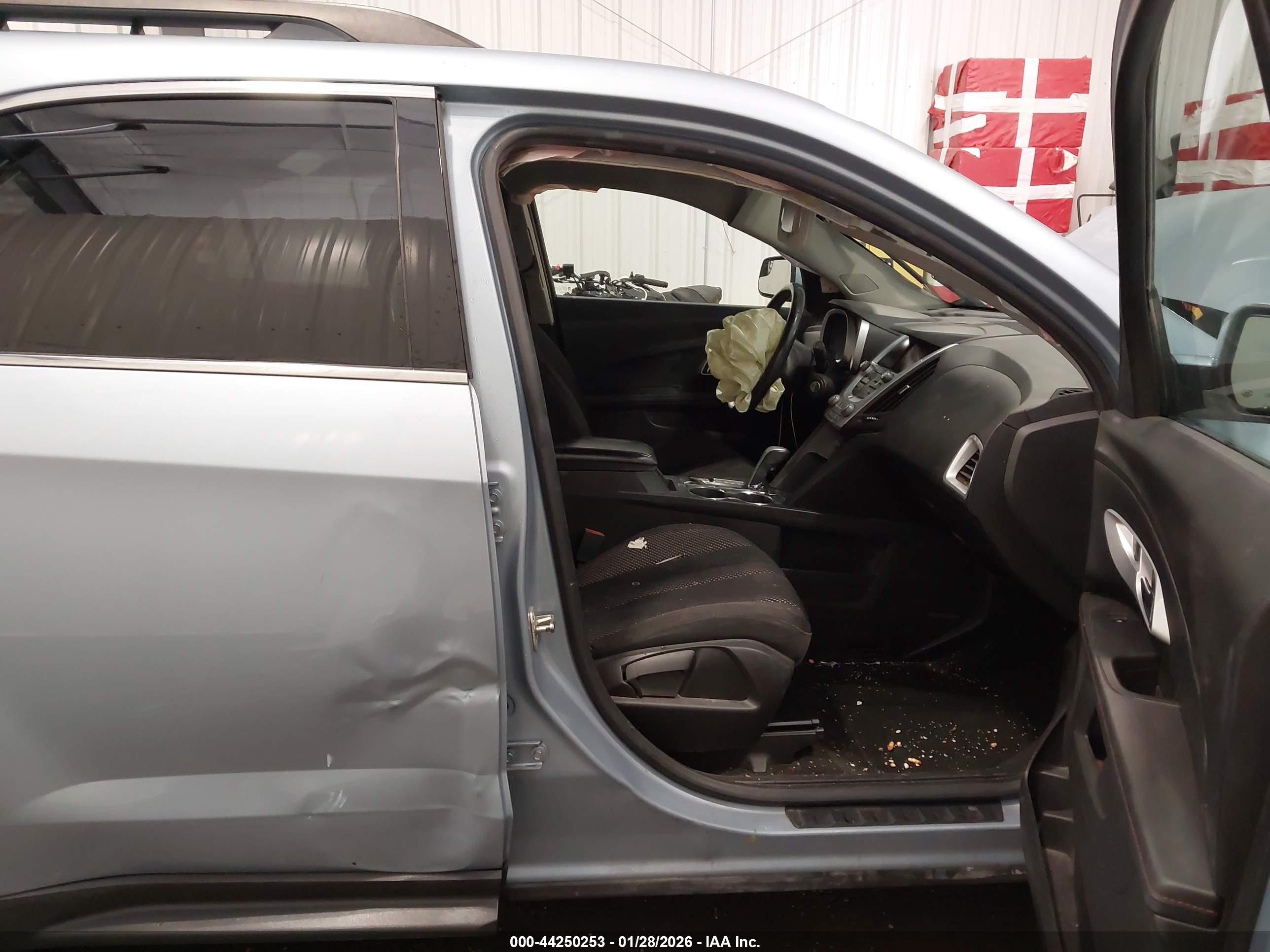 CHEVROLET EQUINOX image 5