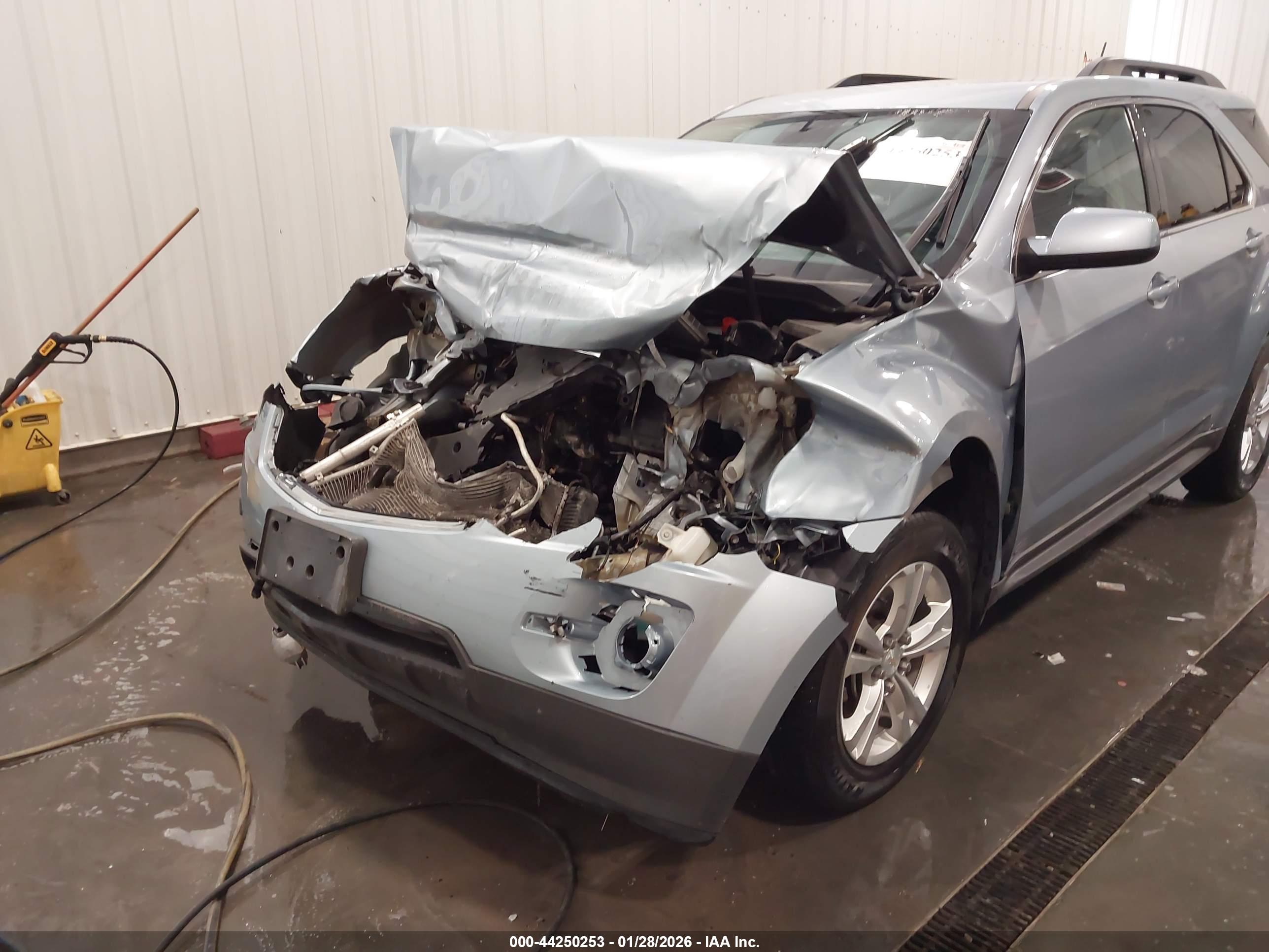 CHEVROLET EQUINOX image 6