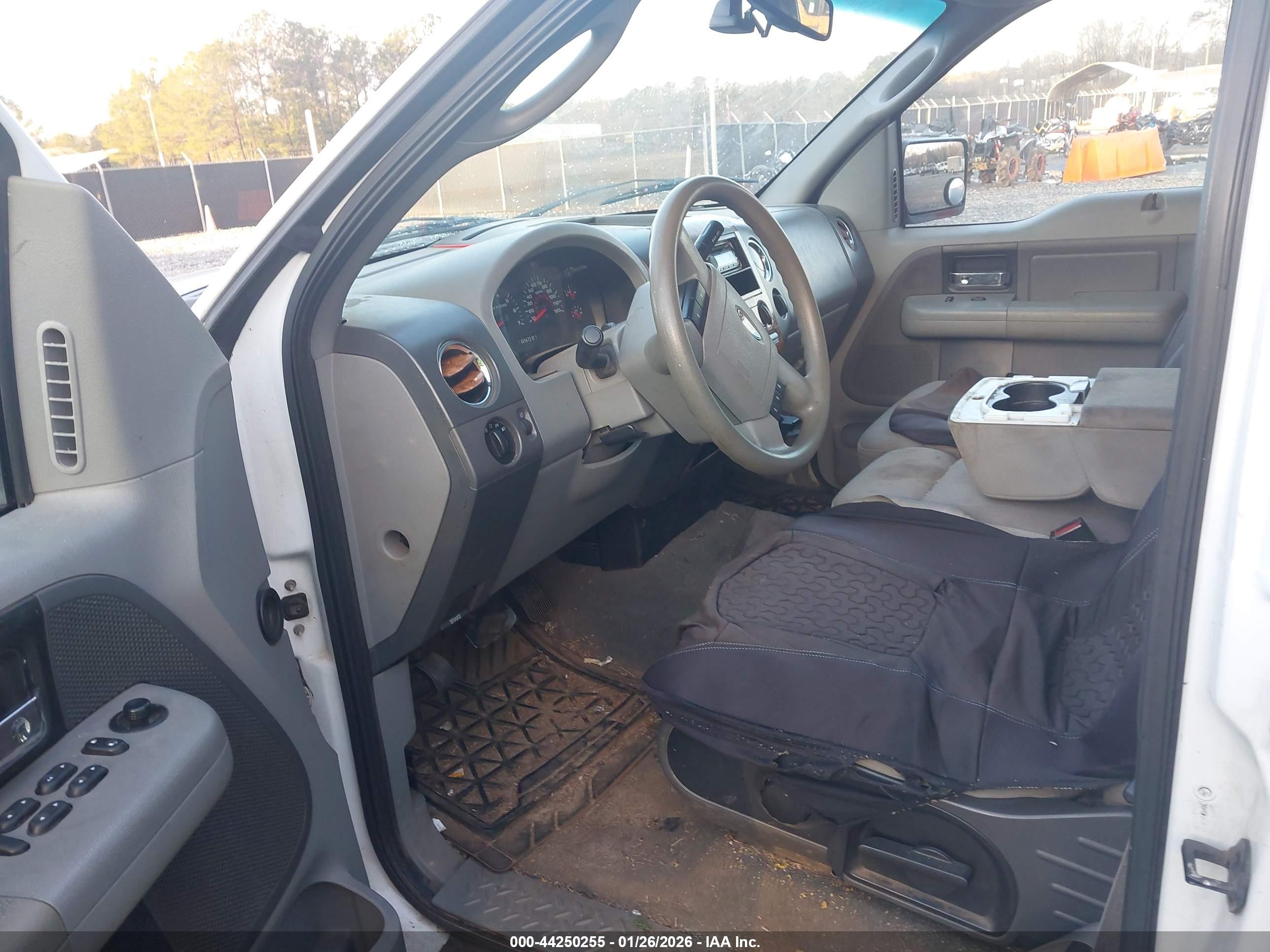 FORD F-150 image 5