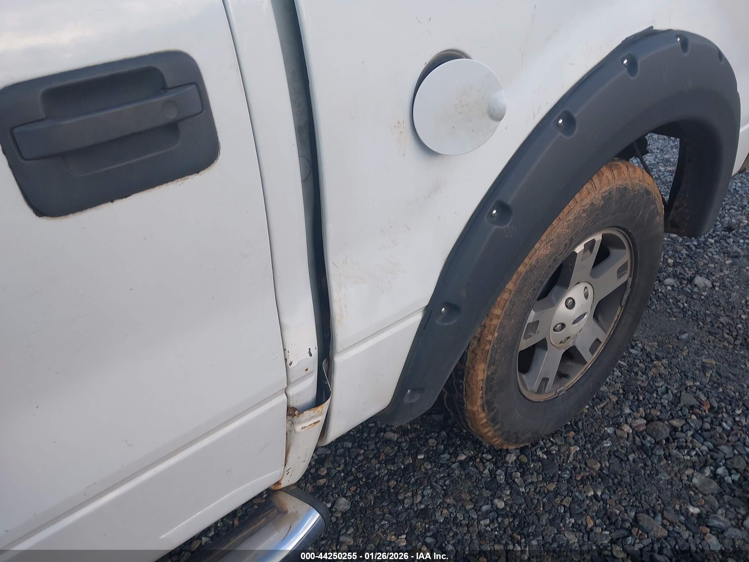 FORD F-150 image 6