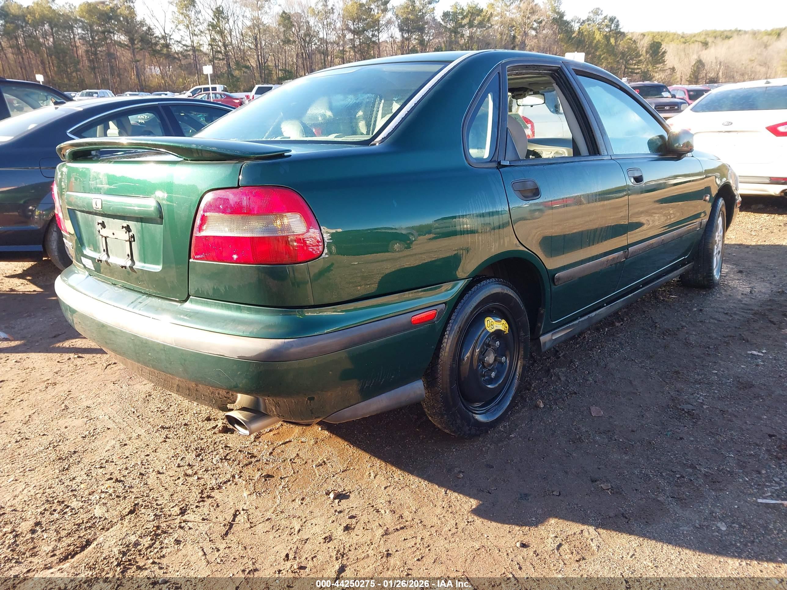 VOLVO S40 image 4