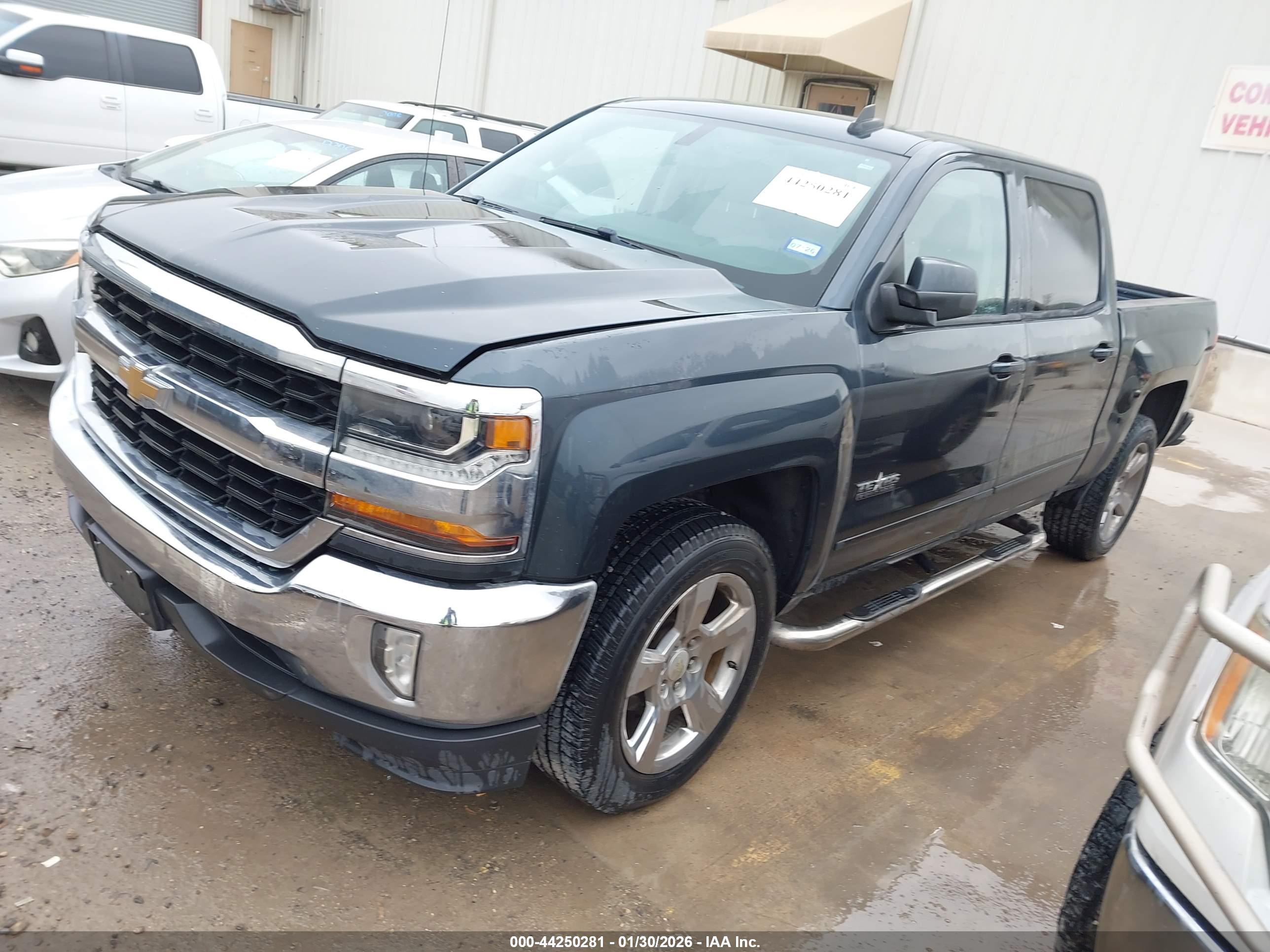 CHEVROLET SILVERADO image 2
