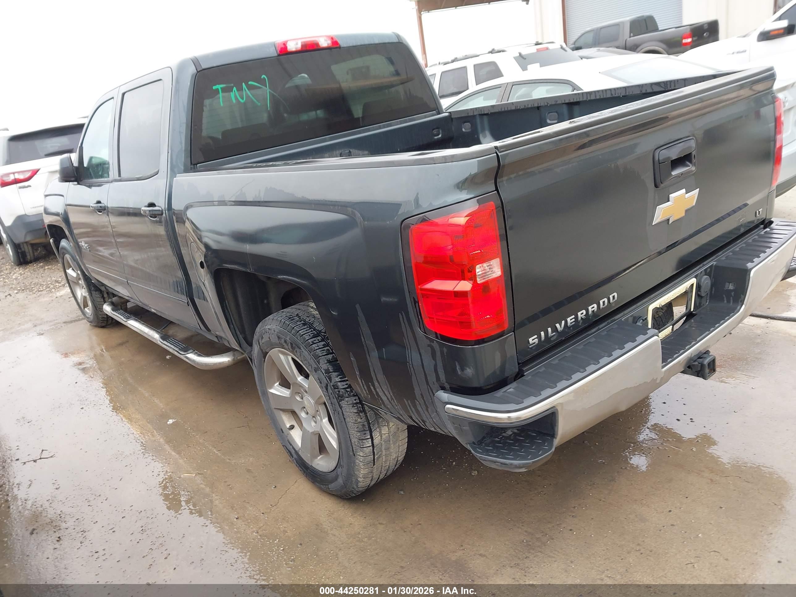 CHEVROLET SILVERADO image 3