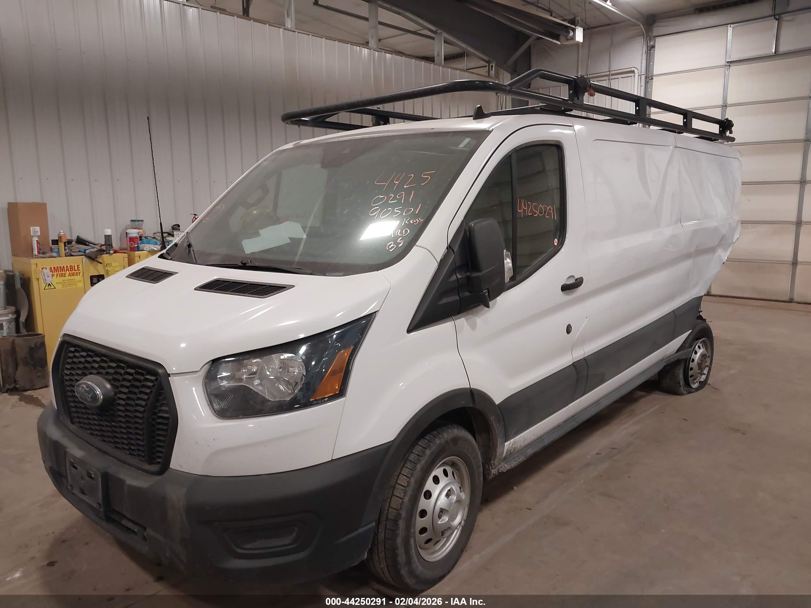 FORD TRANSIT-350 image 2