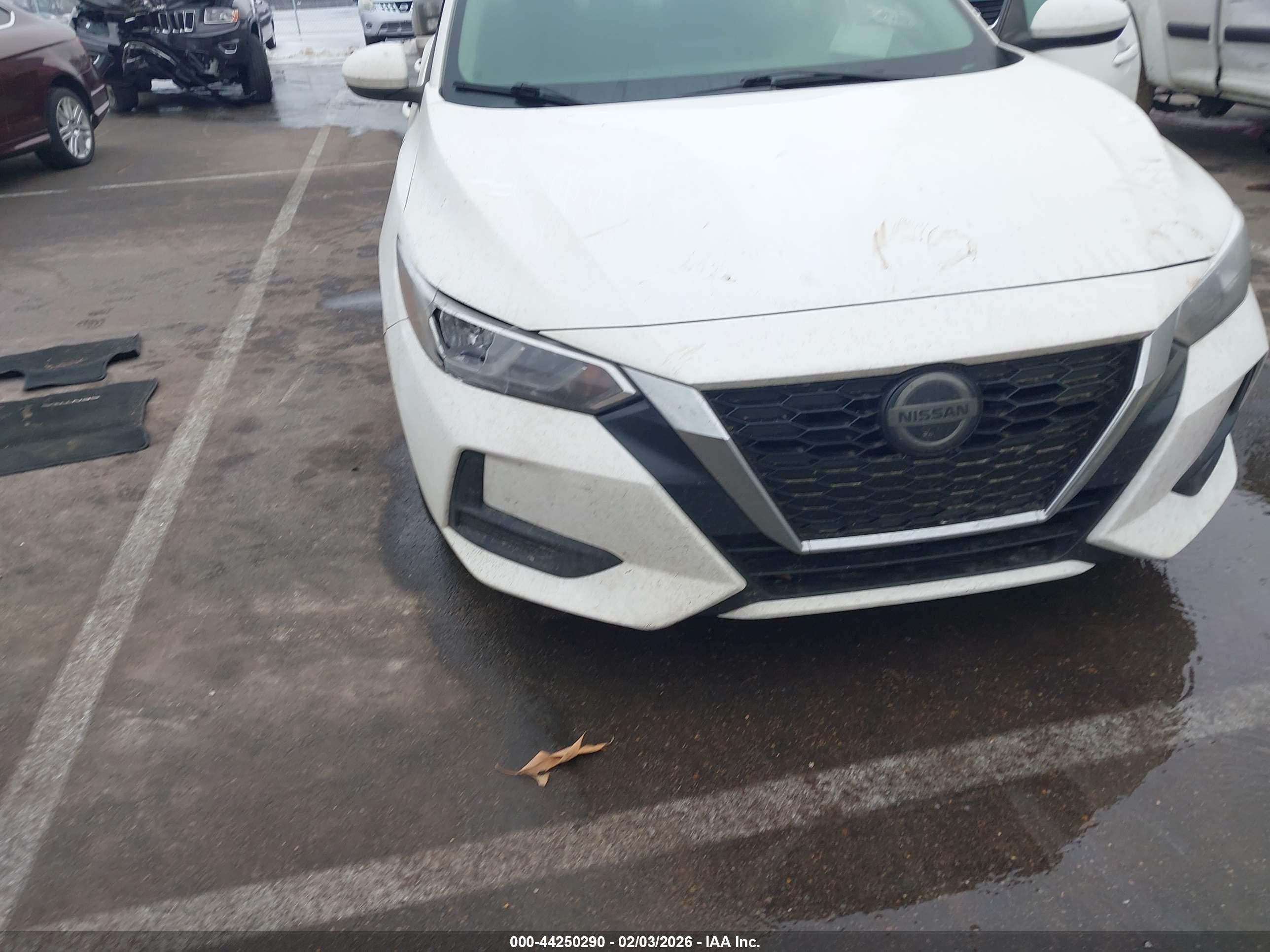 NISSAN SENTRA image 6