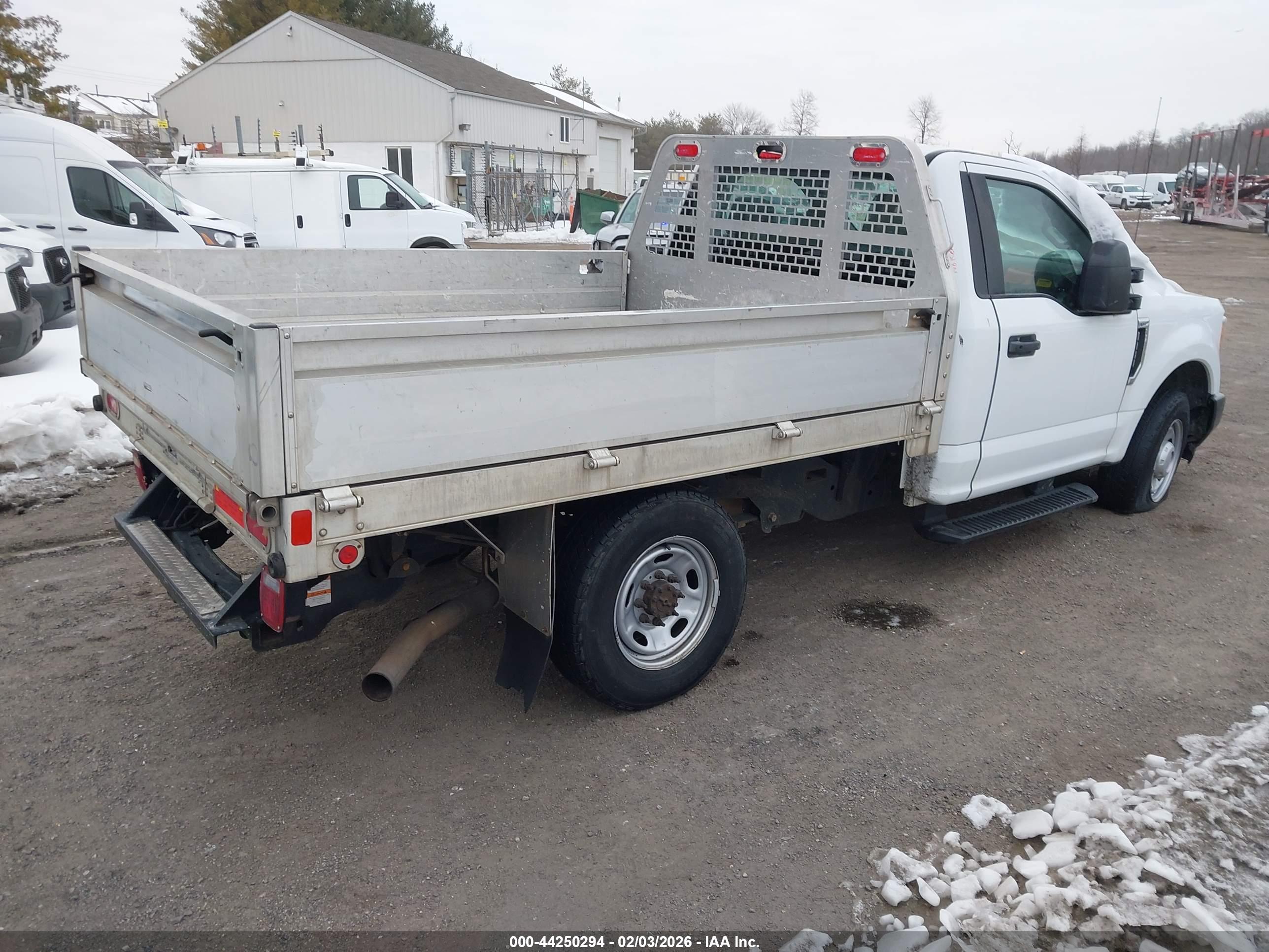 FORD F-250 image 4