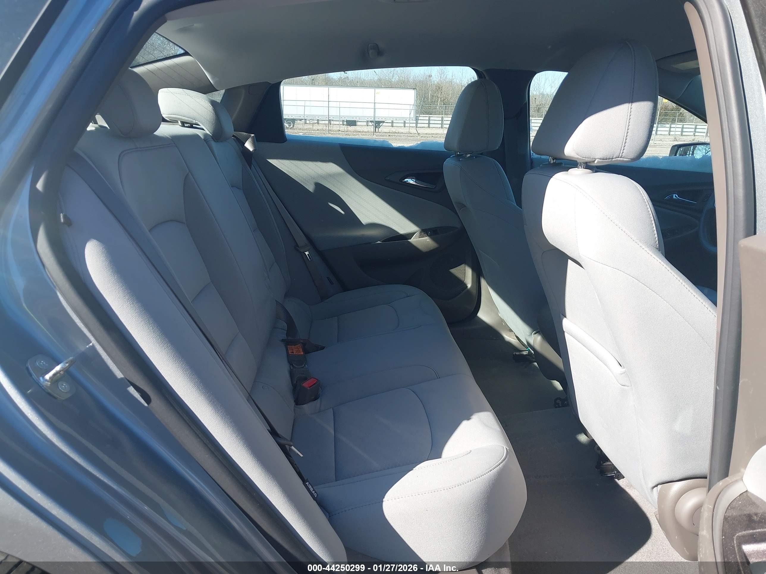 CHEVROLET MALIBU image 8
