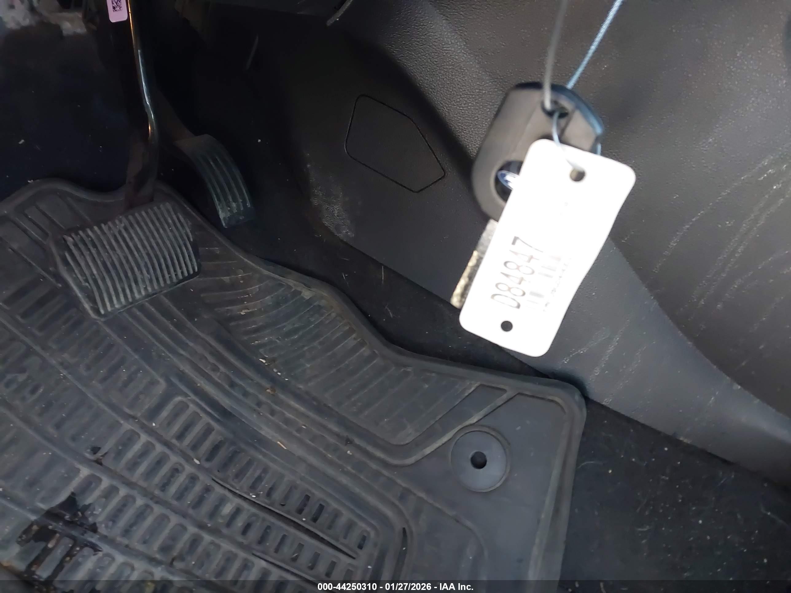 FORD ESCAPE image 11