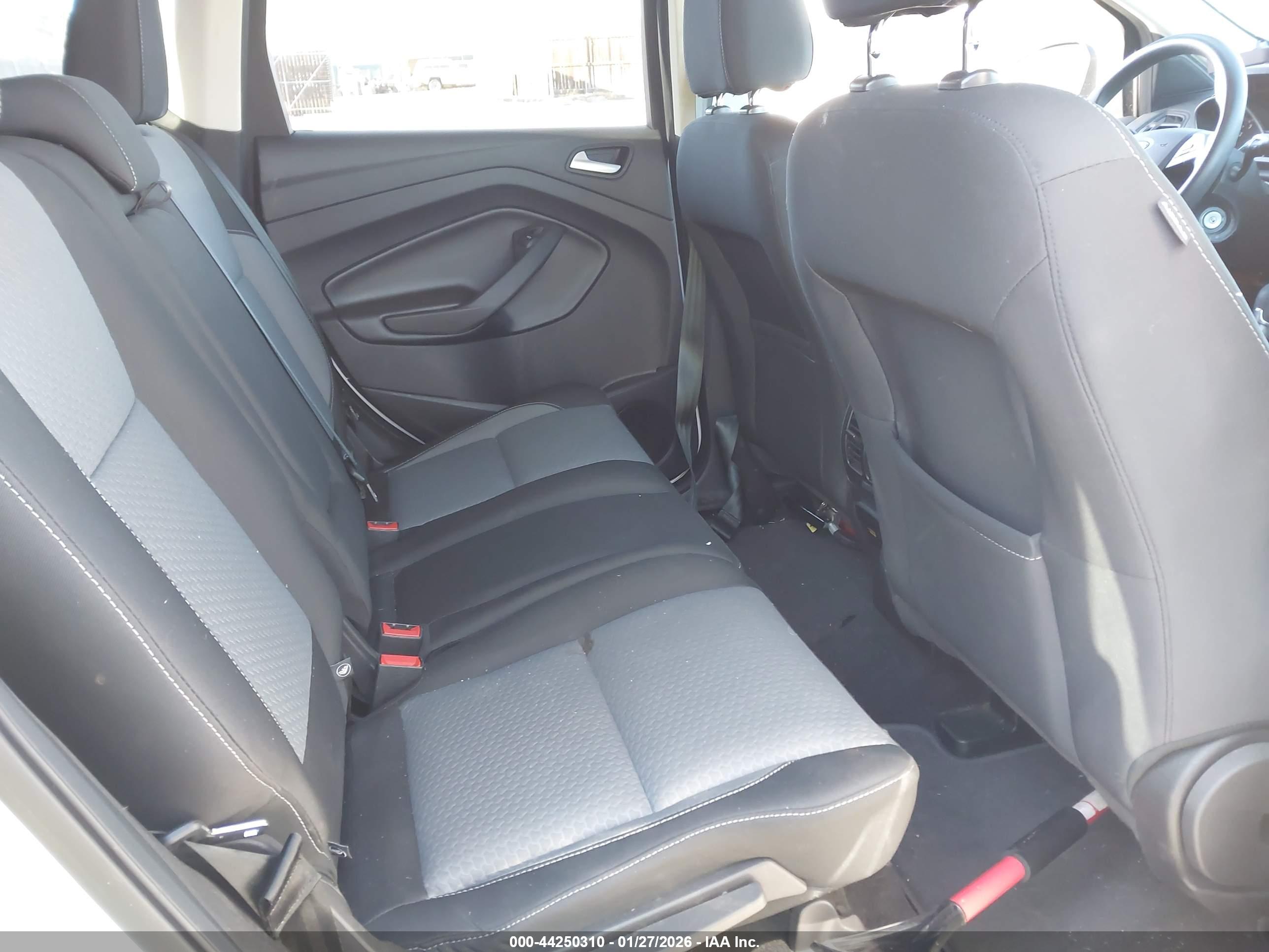 FORD ESCAPE image 8